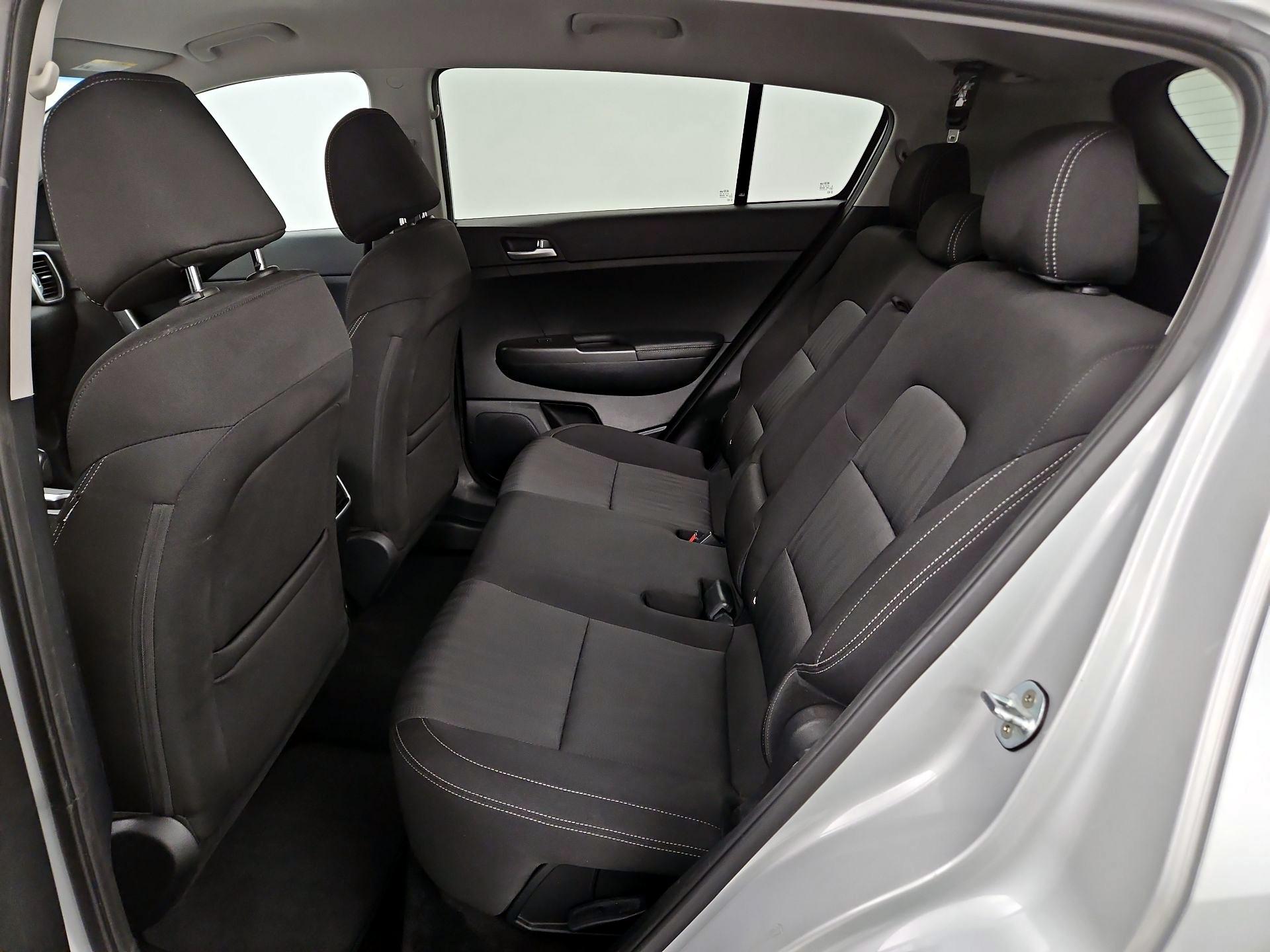 Thumbnail: 2017 Kia Sportage - 19