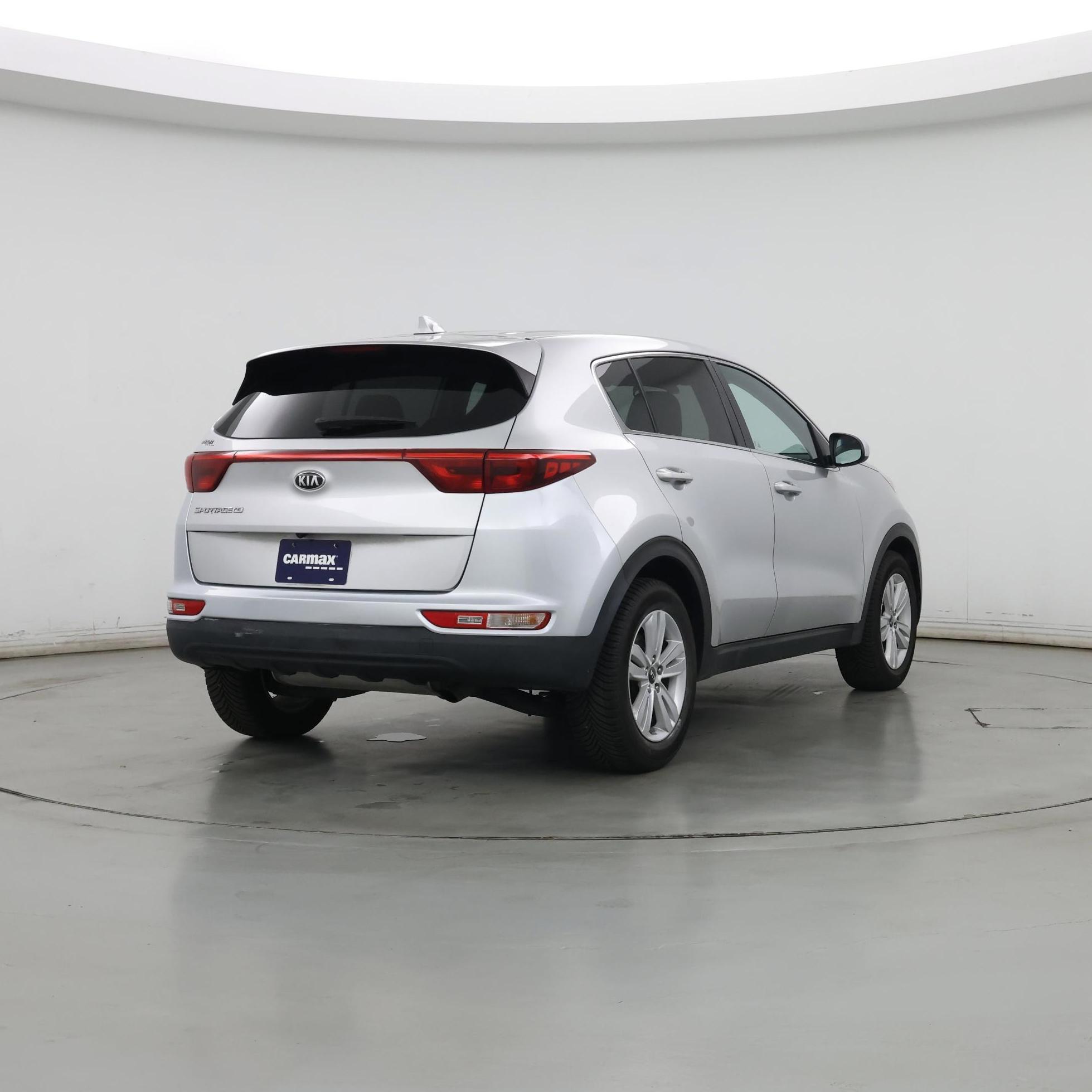 Thumbnail: 2017 Kia Sportage - 8