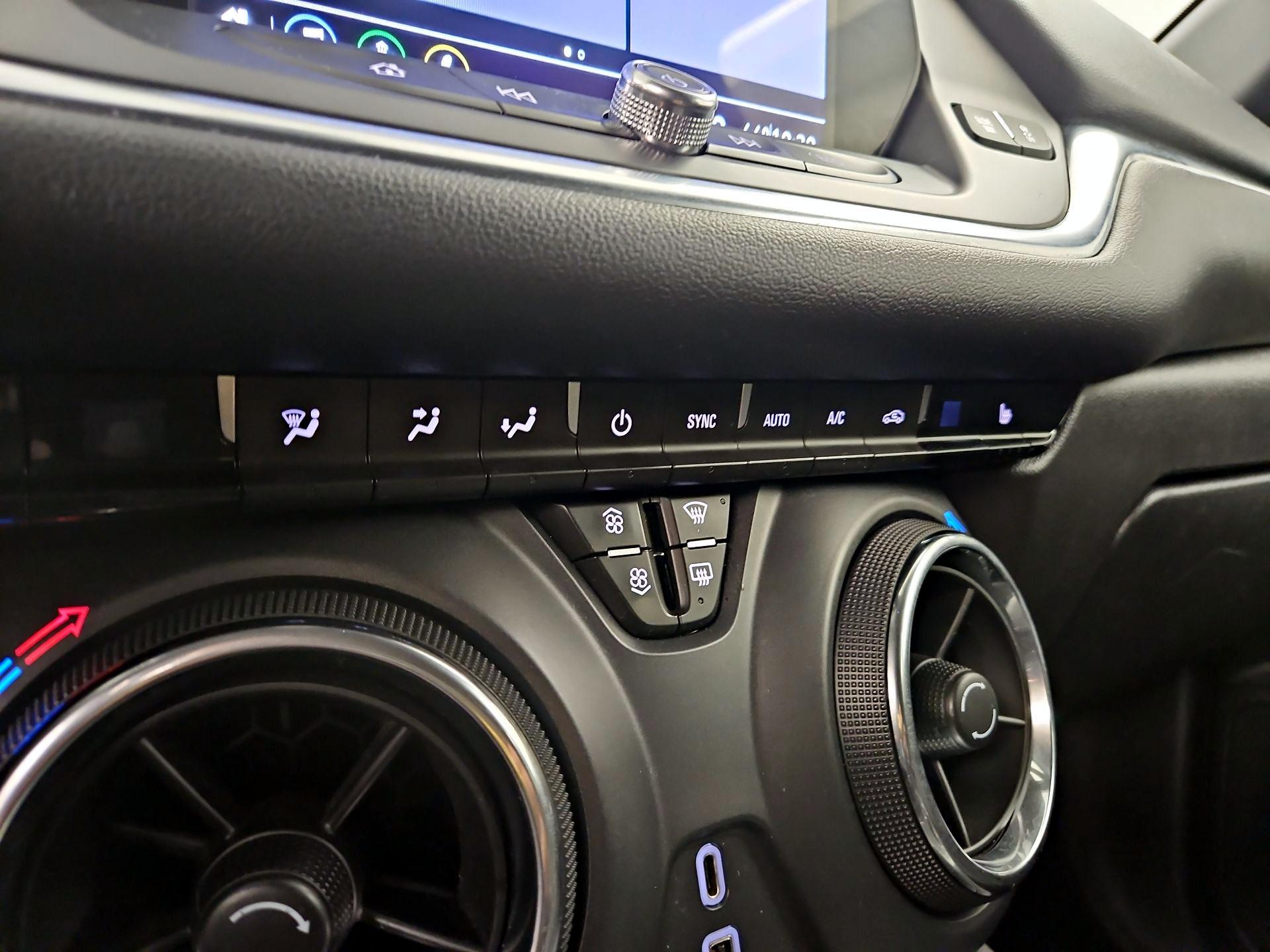 Thumbnail: 2020 Chevrolet Blazer - 16