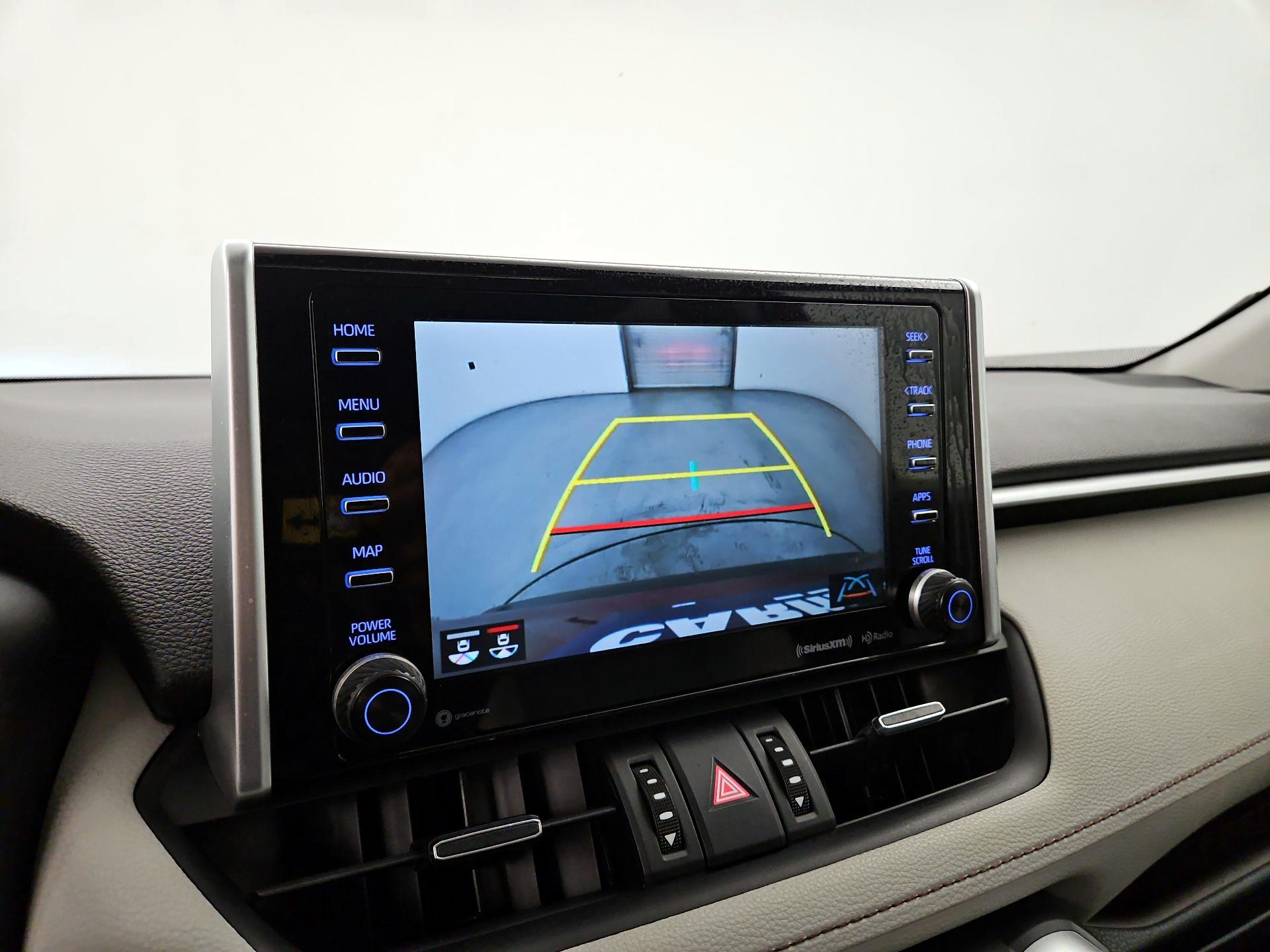 Thumbnail: 2019 Toyota RAV4 - 15