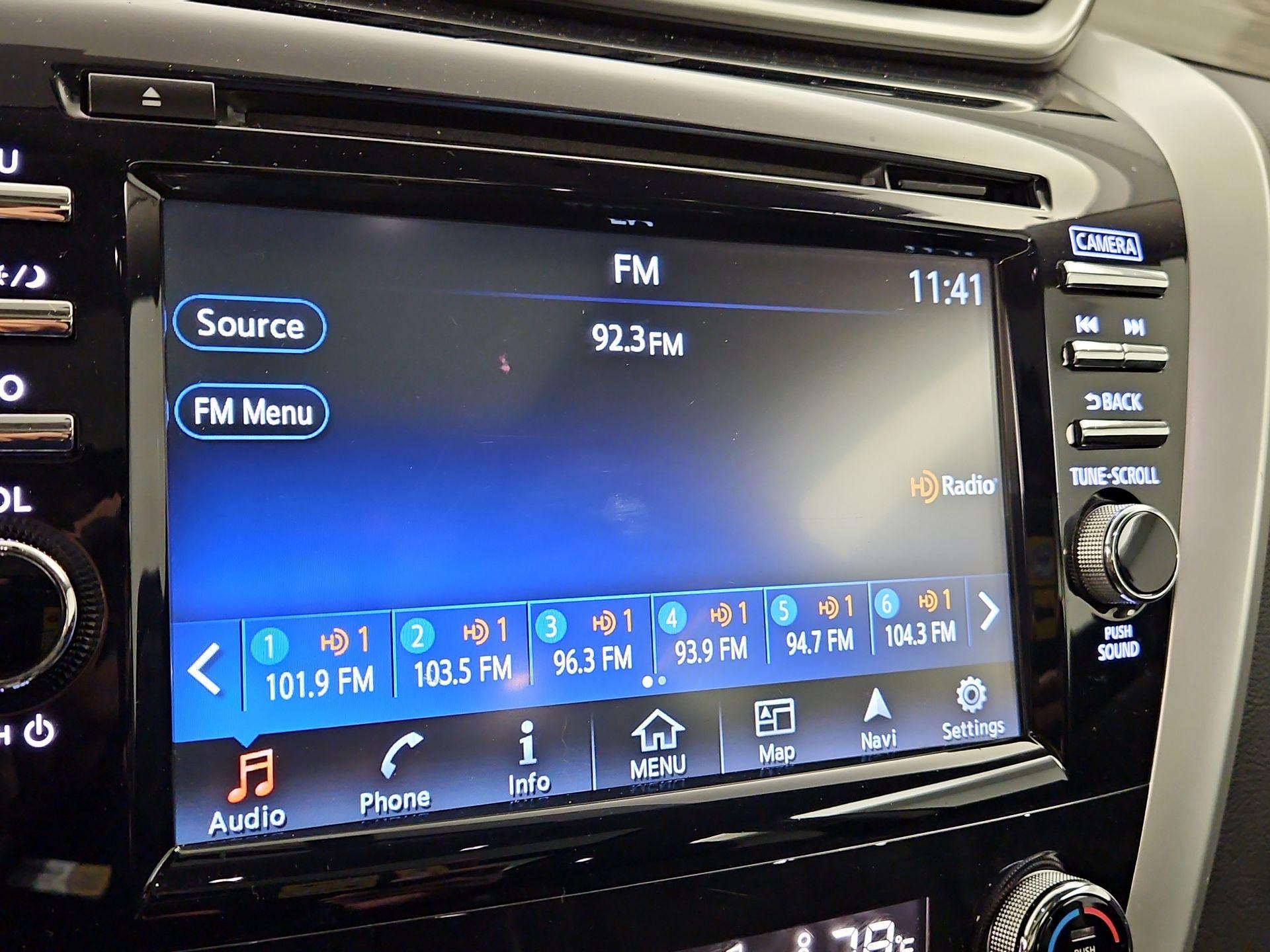 Thumbnail: 2017 Nissan Murano - 16