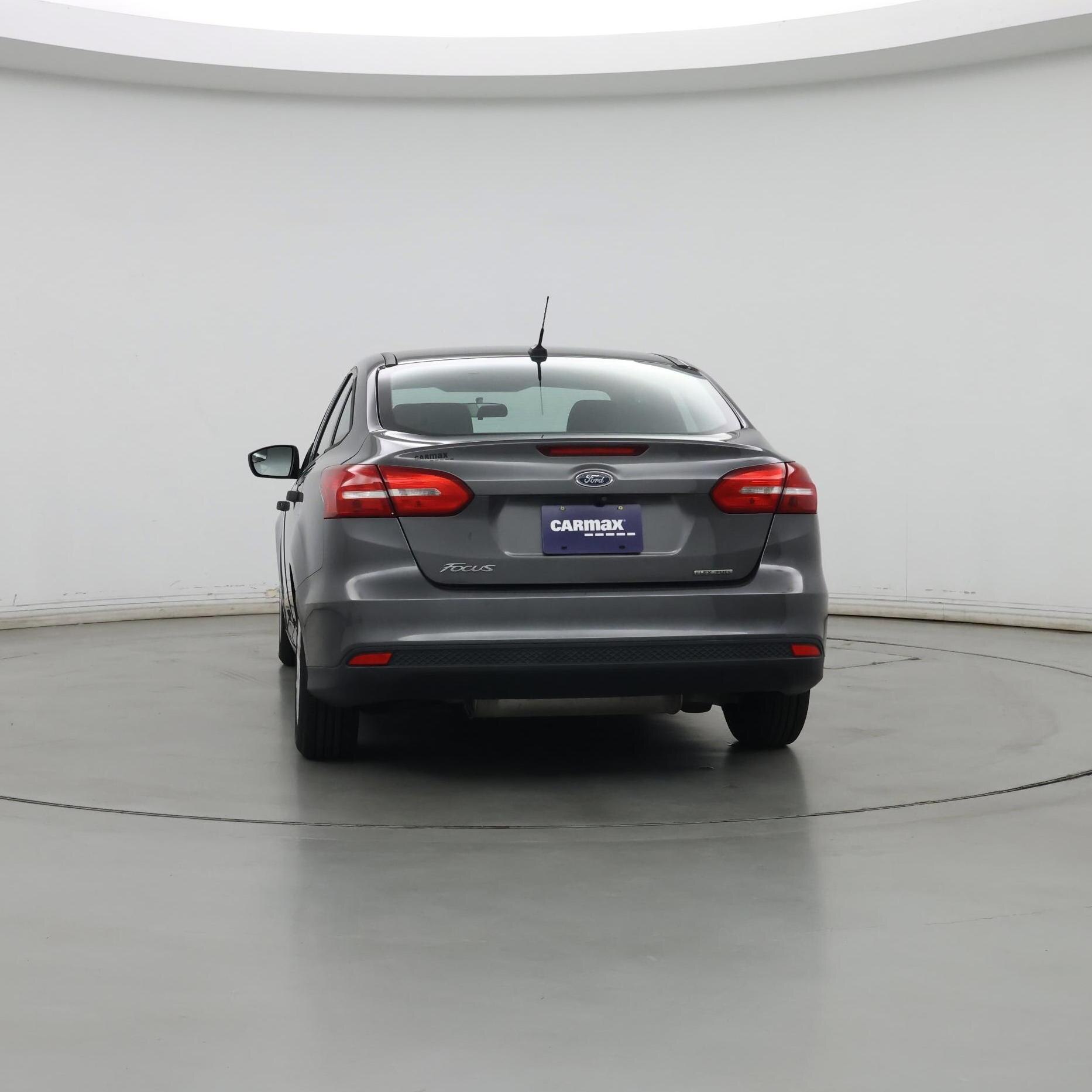 Thumbnail: 2016 Ford Focus - 6