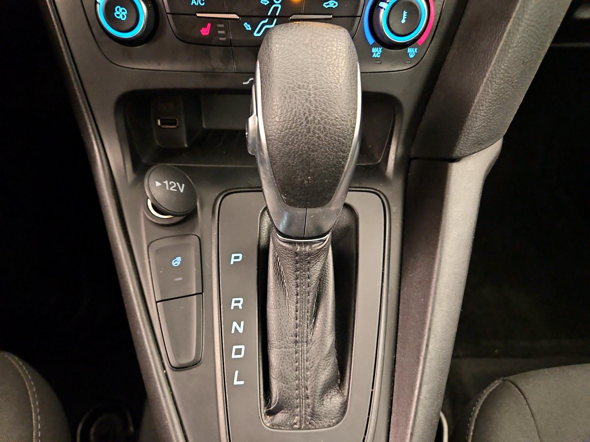 Thumbnail: 2018 Ford Focus - 17