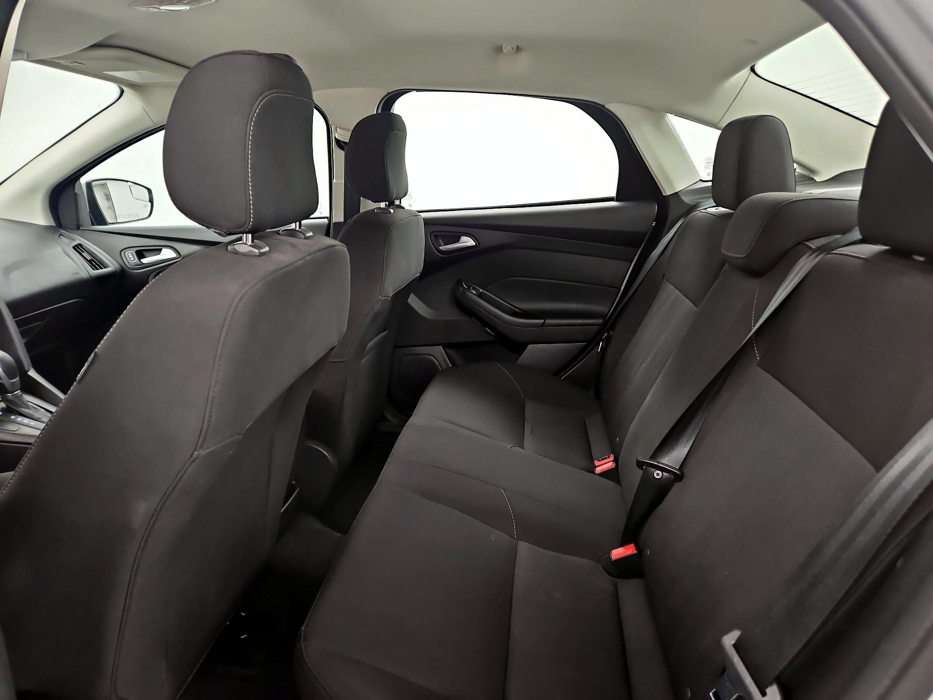 Thumbnail: 2018 Ford Focus - 19