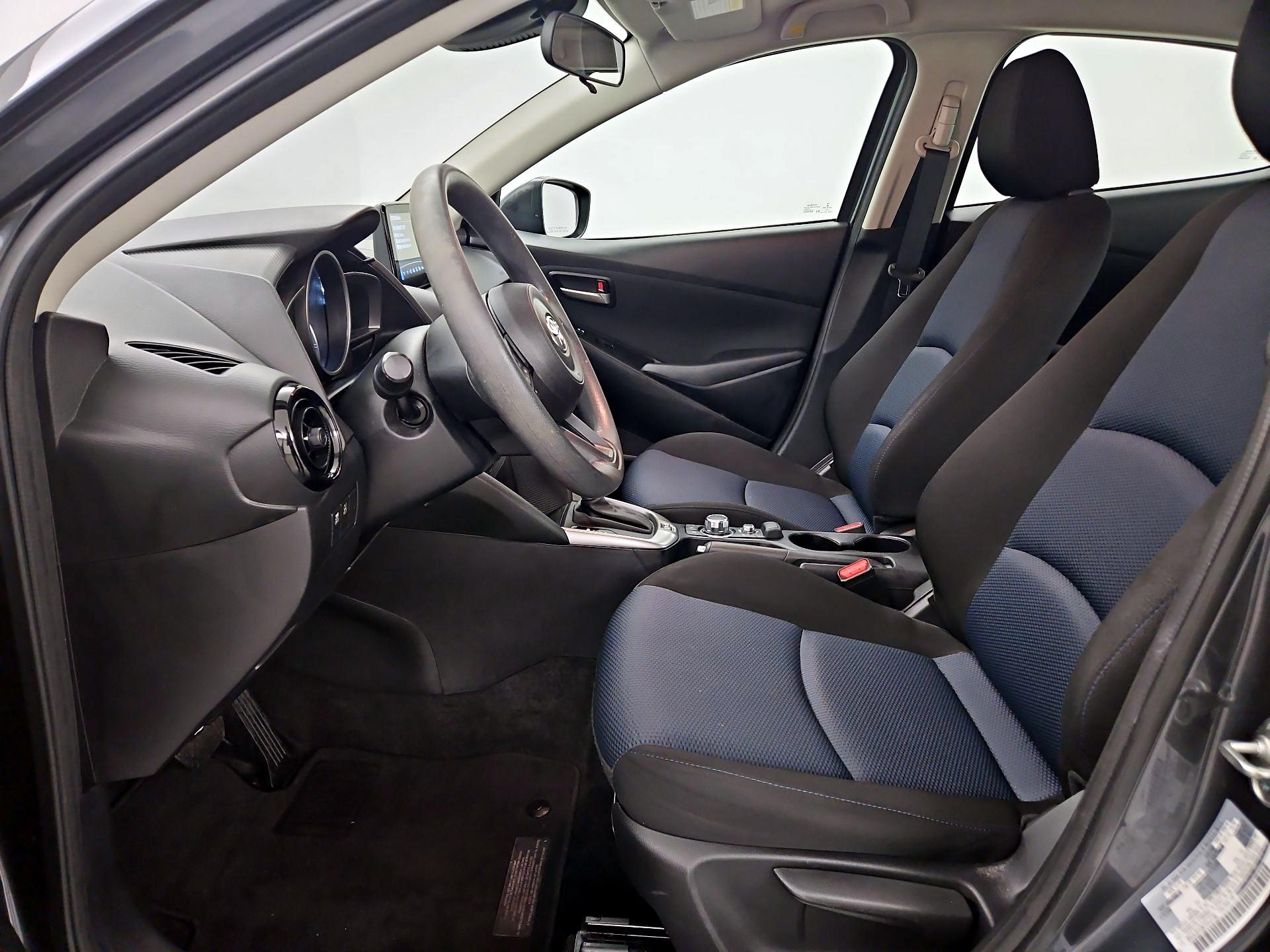 Thumbnail: 2019 Toyota Yaris - 11