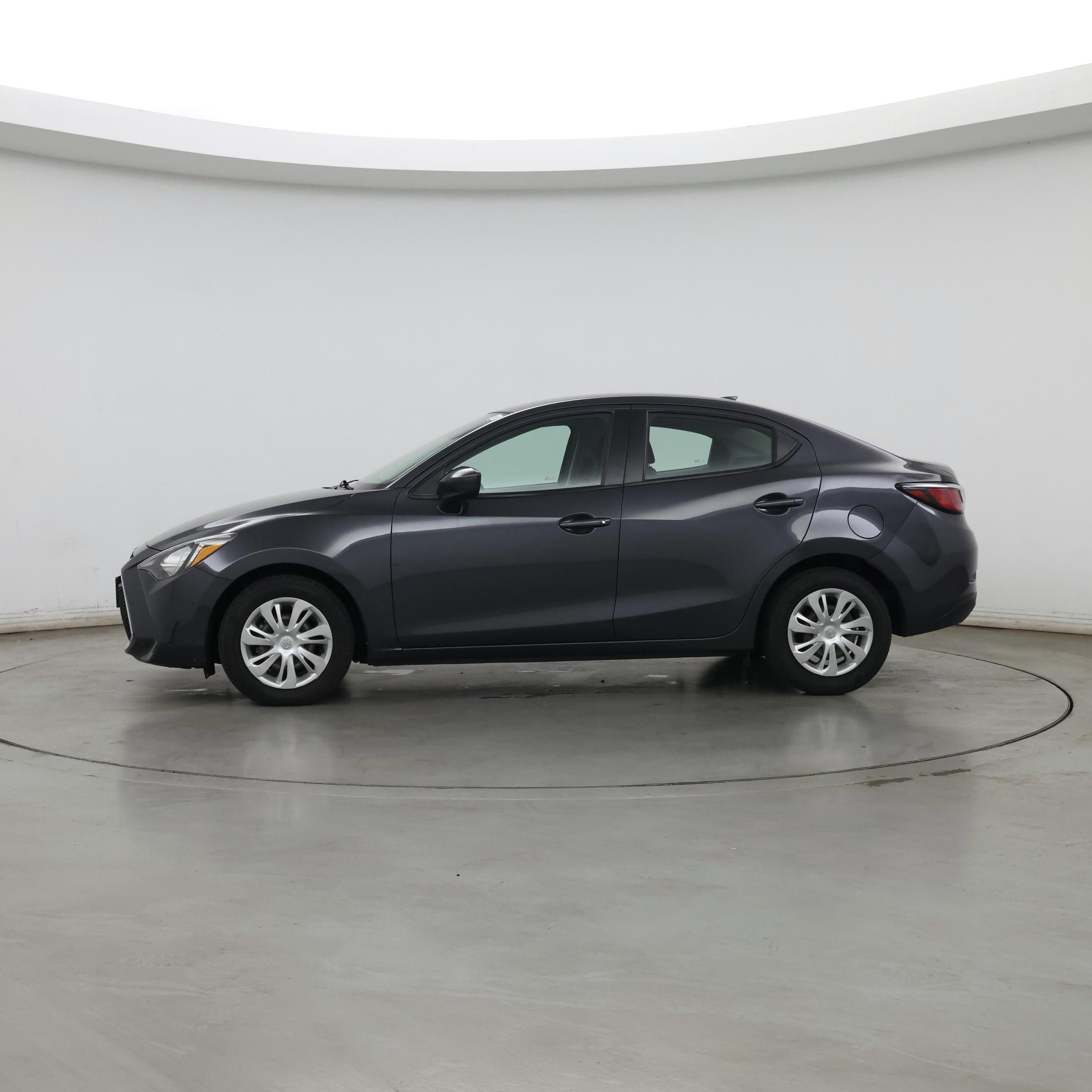 Thumbnail: 2019 Toyota Yaris - 3