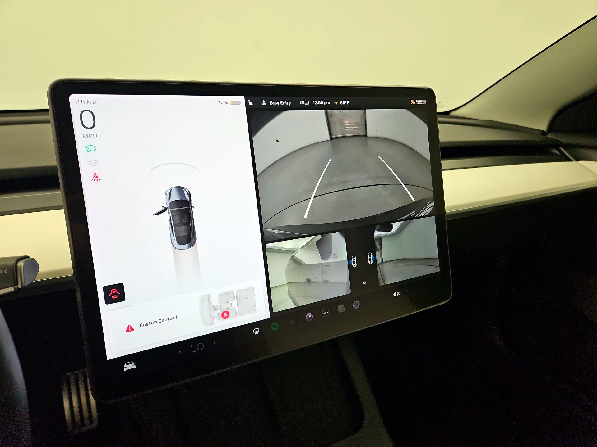 Thumbnail: 2022 Tesla Model 3 - 14