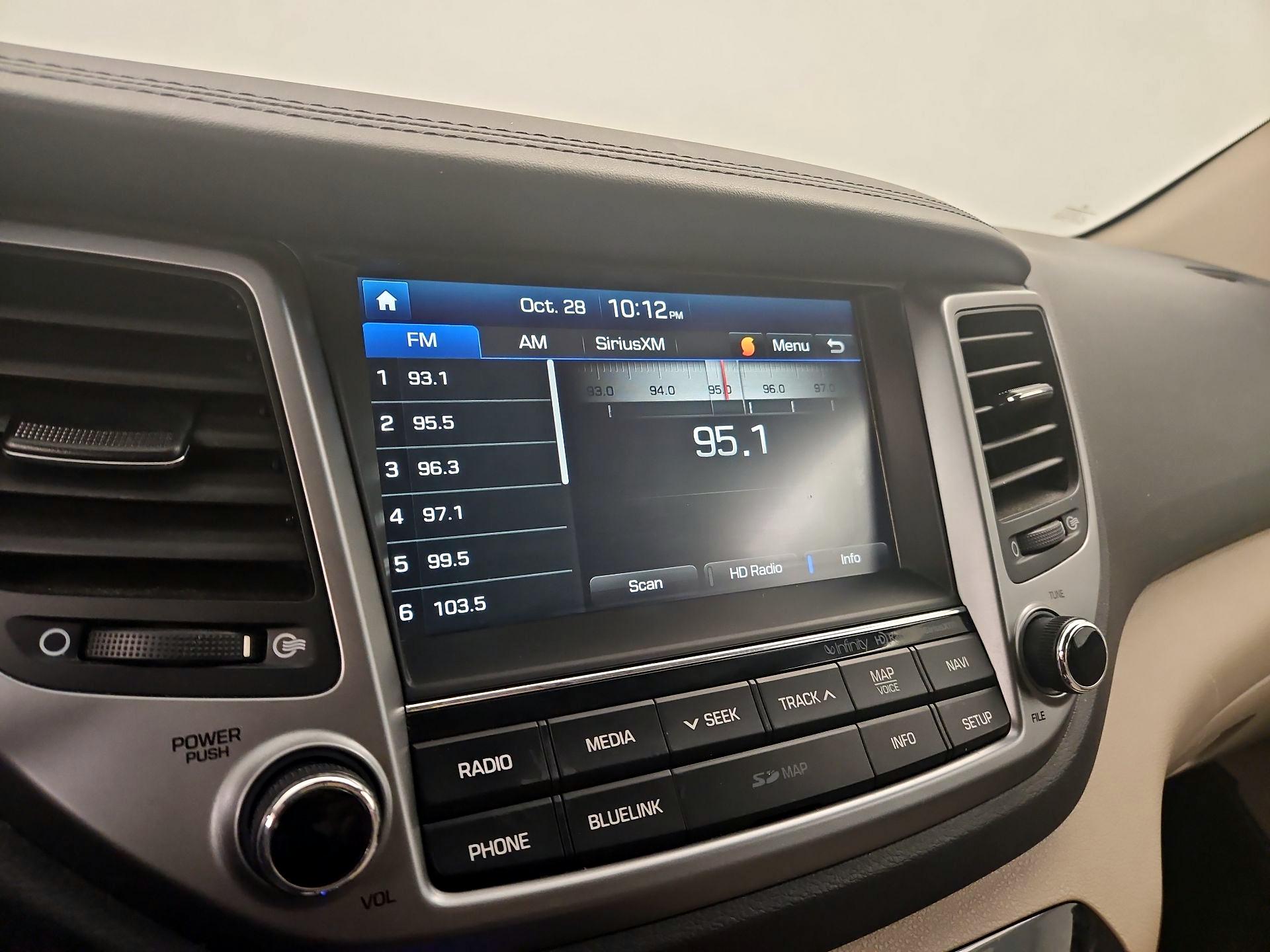 Thumbnail: 2017 Hyundai Tucson - 16