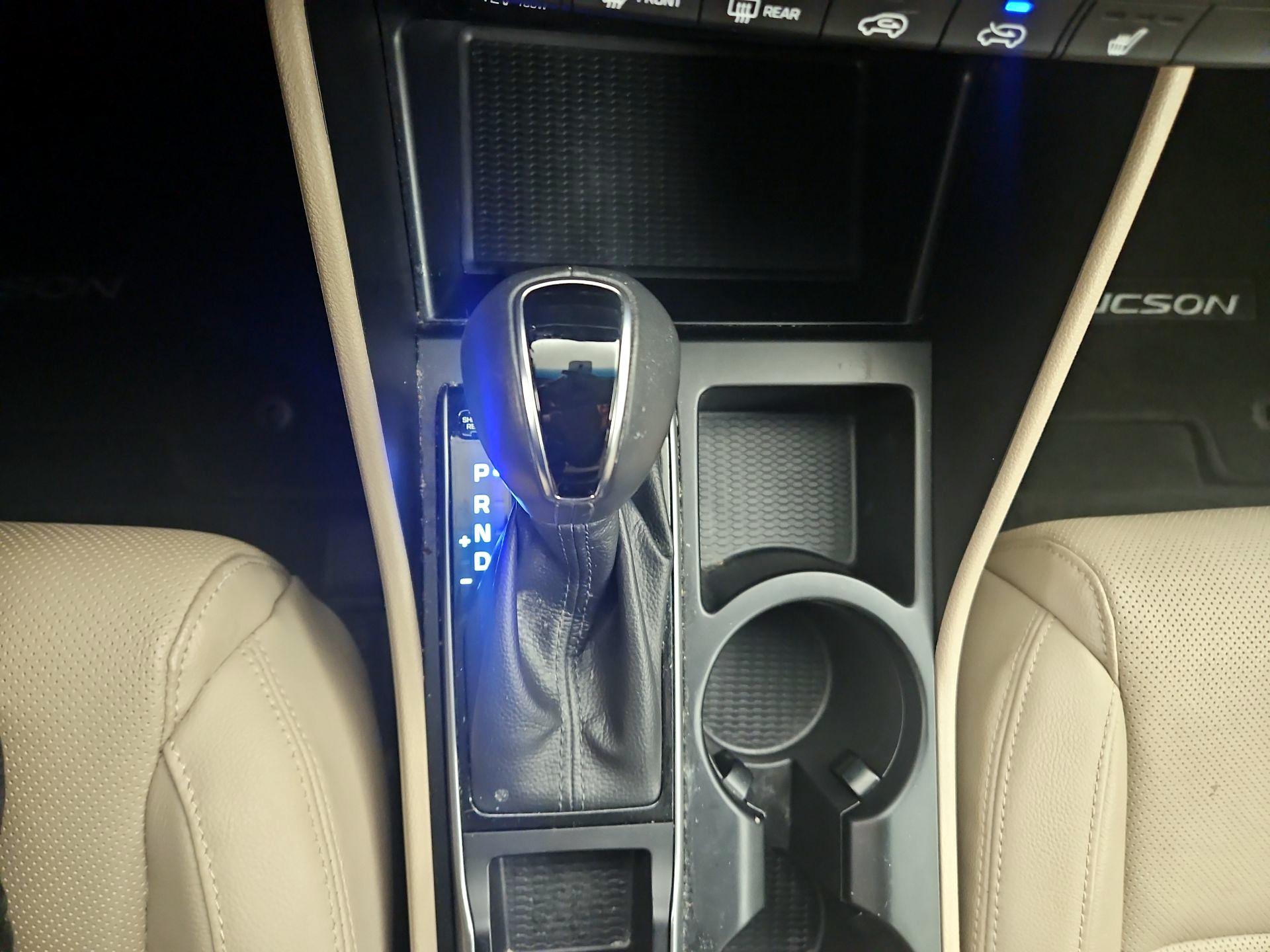 Thumbnail: 2017 Hyundai Tucson - 18