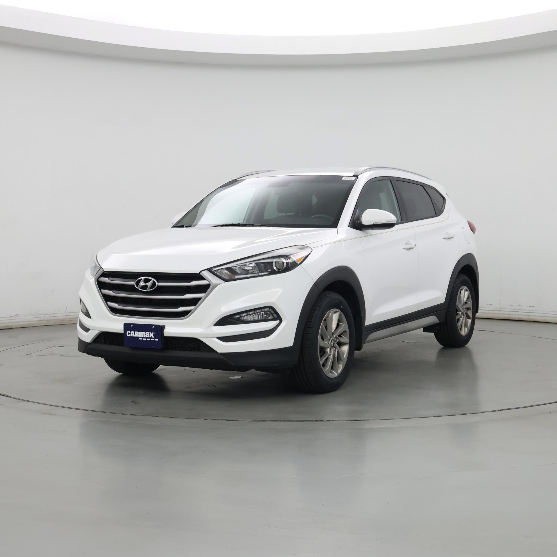 Thumbnail: 2017 Hyundai Tucson - 4