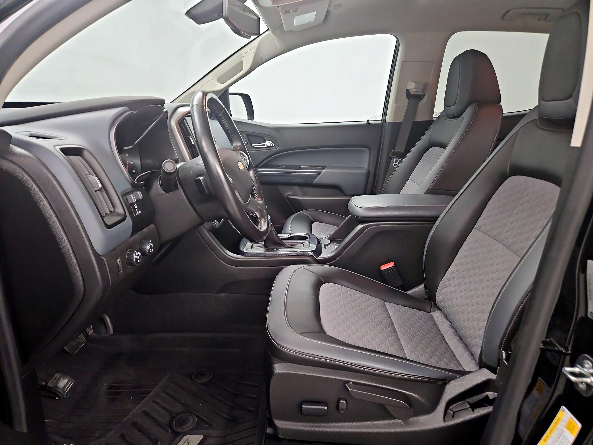 Thumbnail: 2022 Chevrolet Colorado - 11