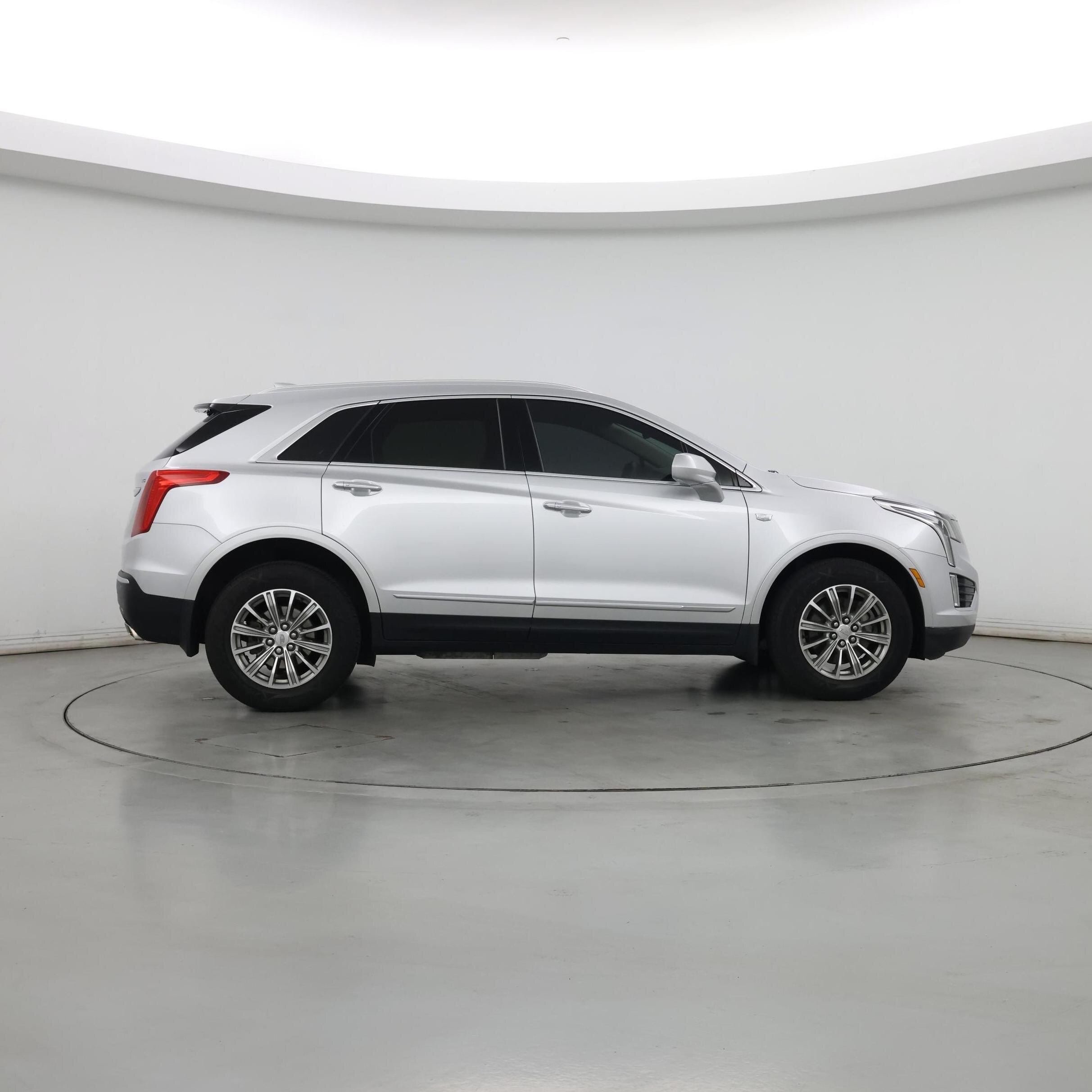 Thumbnail: 2017 Cadillac XT5 - 7