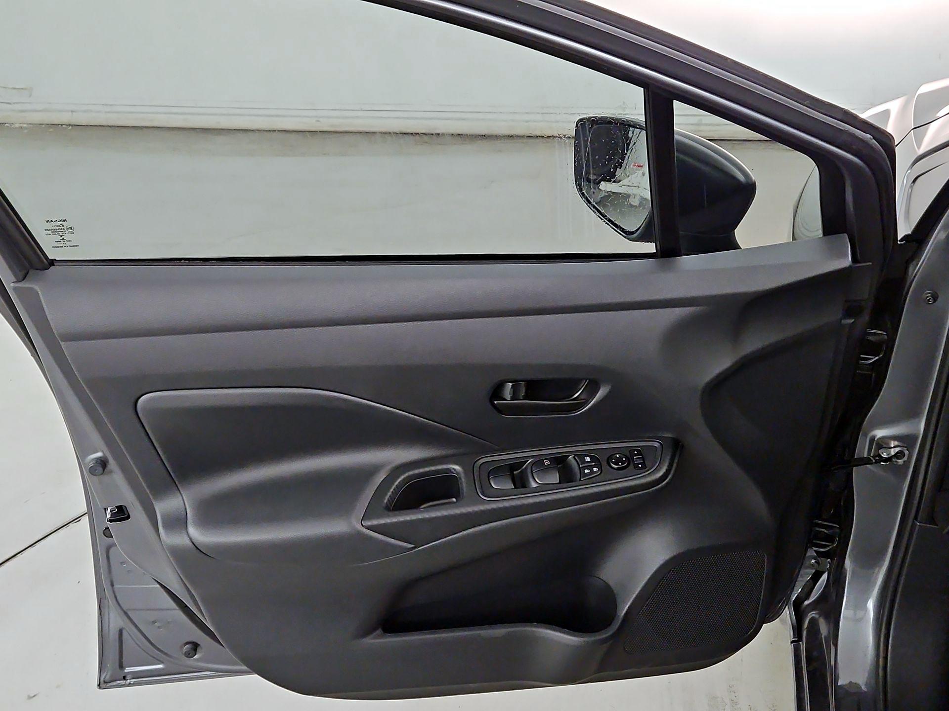 Thumbnail: 2021 Nissan Versa - 12