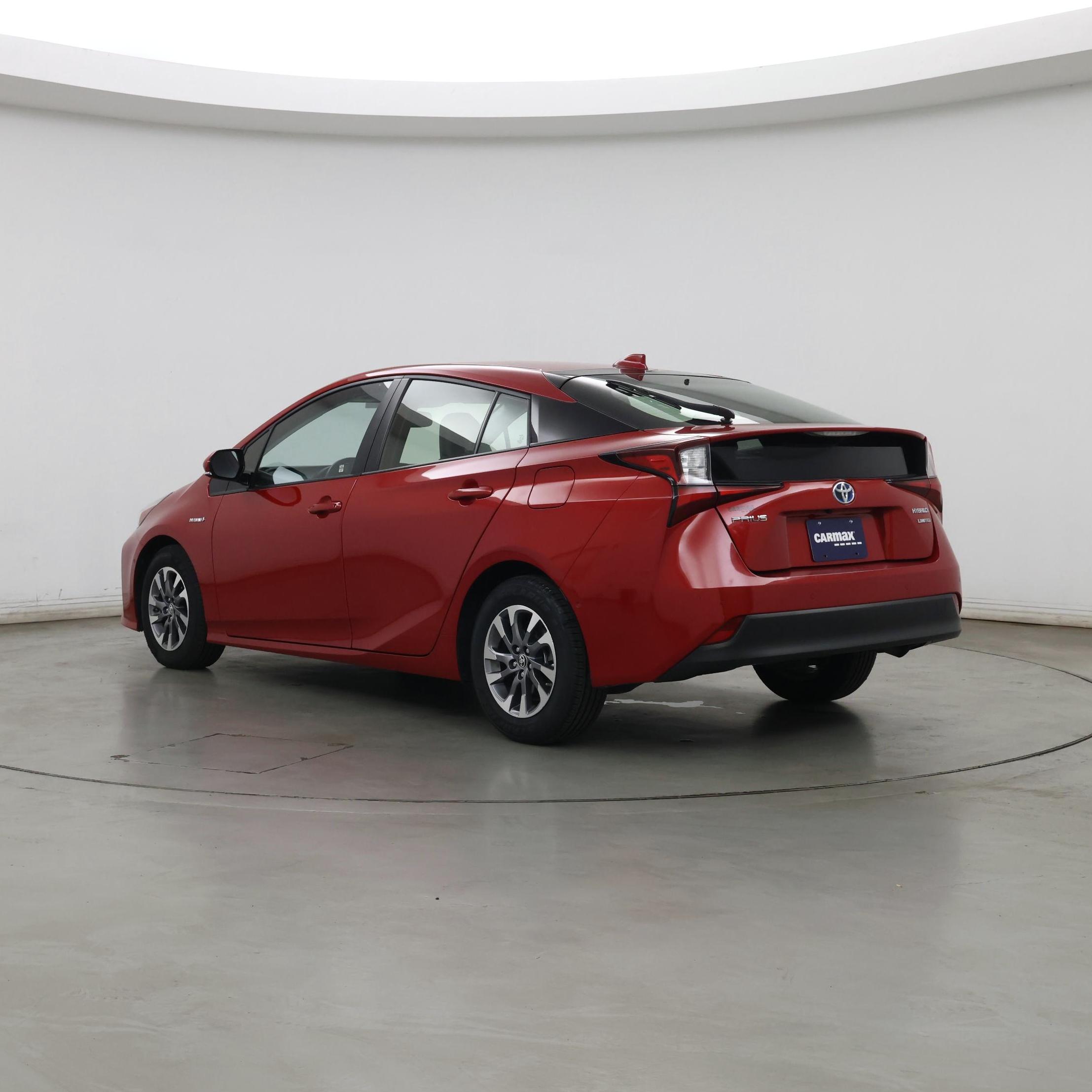 Thumbnail: 2020 Toyota Prius - 2