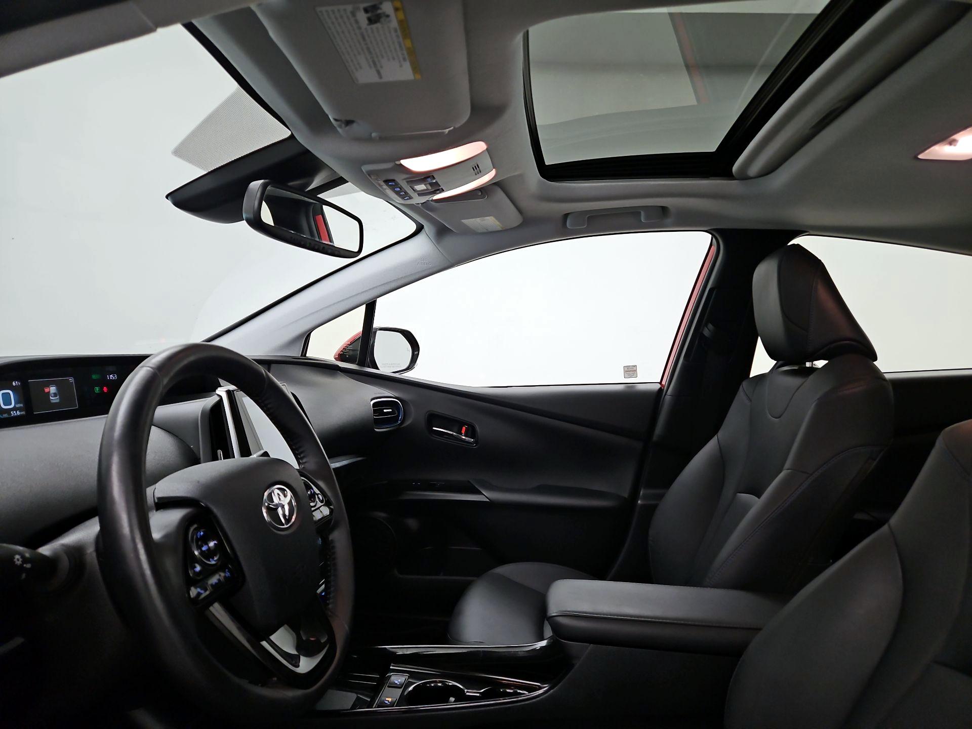 Thumbnail: 2020 Toyota Prius - 20