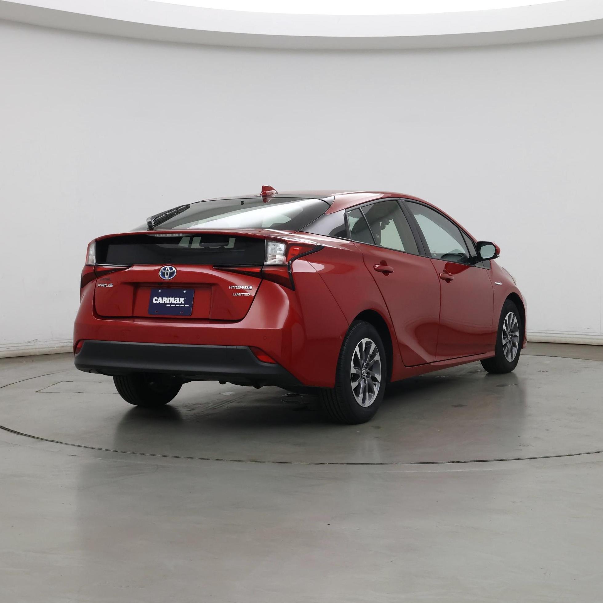 Thumbnail: 2020 Toyota Prius - 8