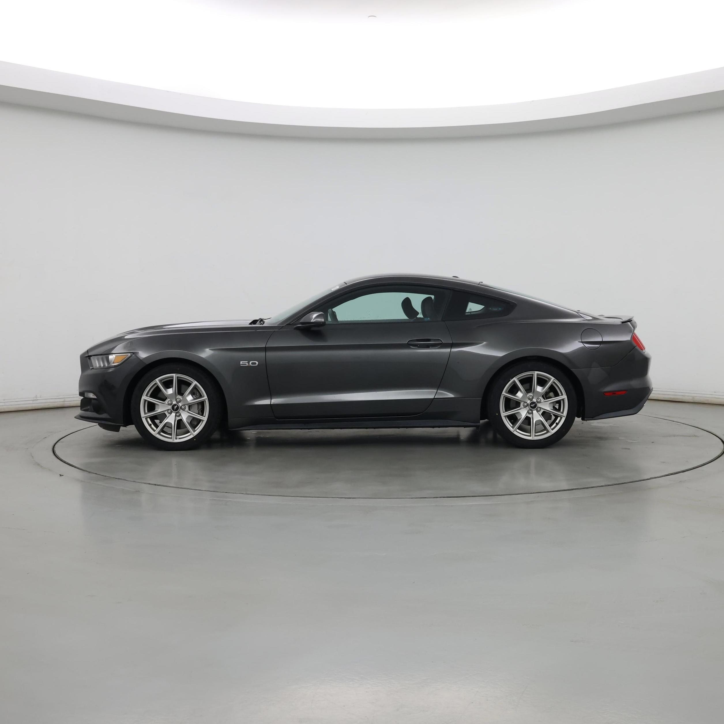 Thumbnail: 2015 Ford Mustang - 3