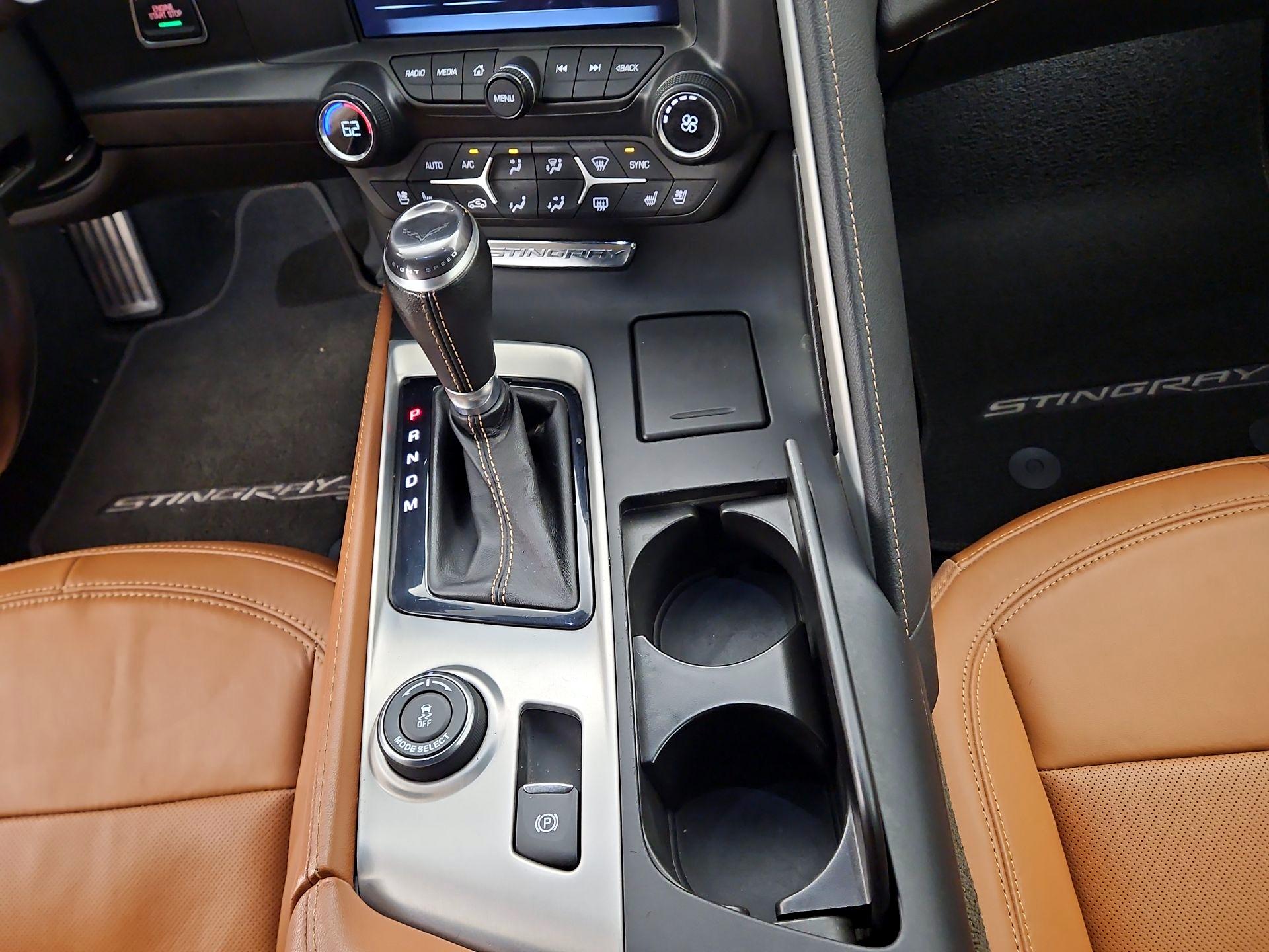 Thumbnail: 2015 Chevrolet Corvette - 17