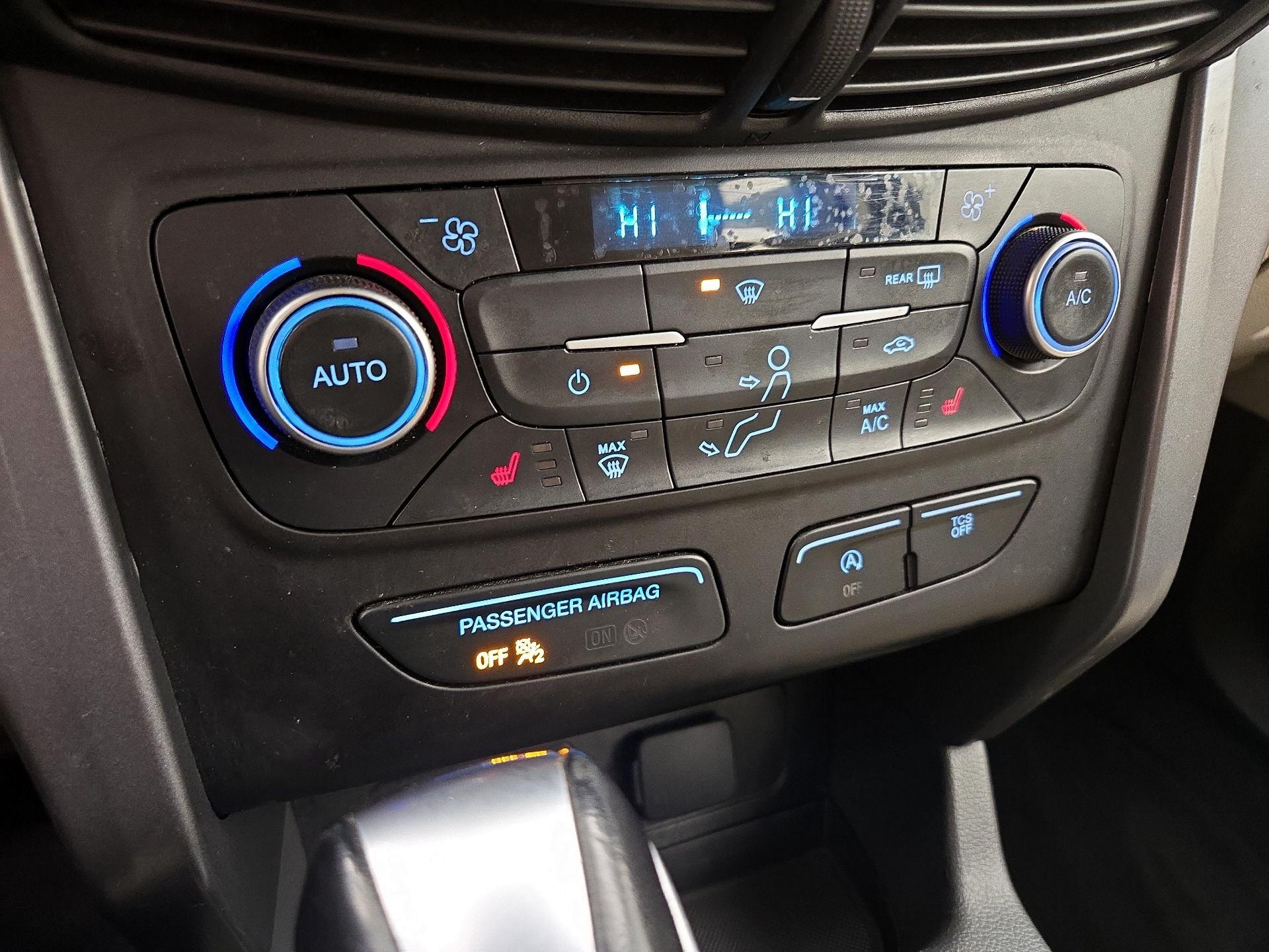 Thumbnail: 2018 Ford Escape - 17