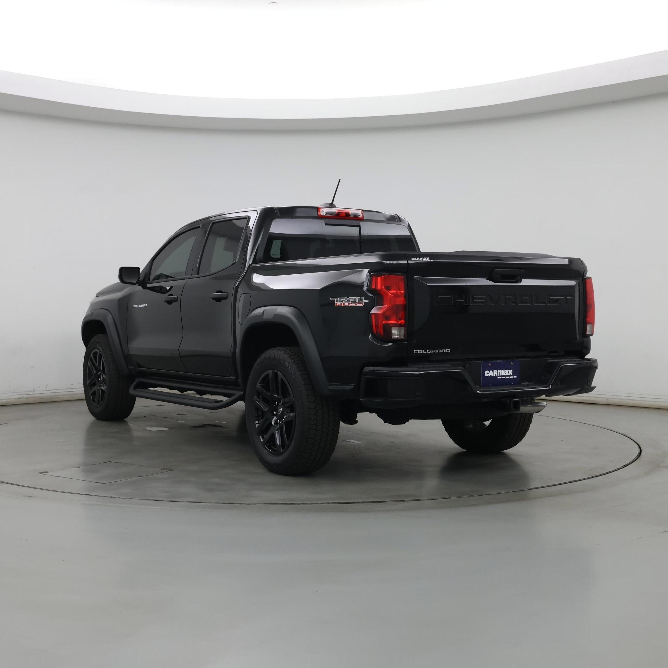 Thumbnail: 2024 Chevrolet Colorado - 2