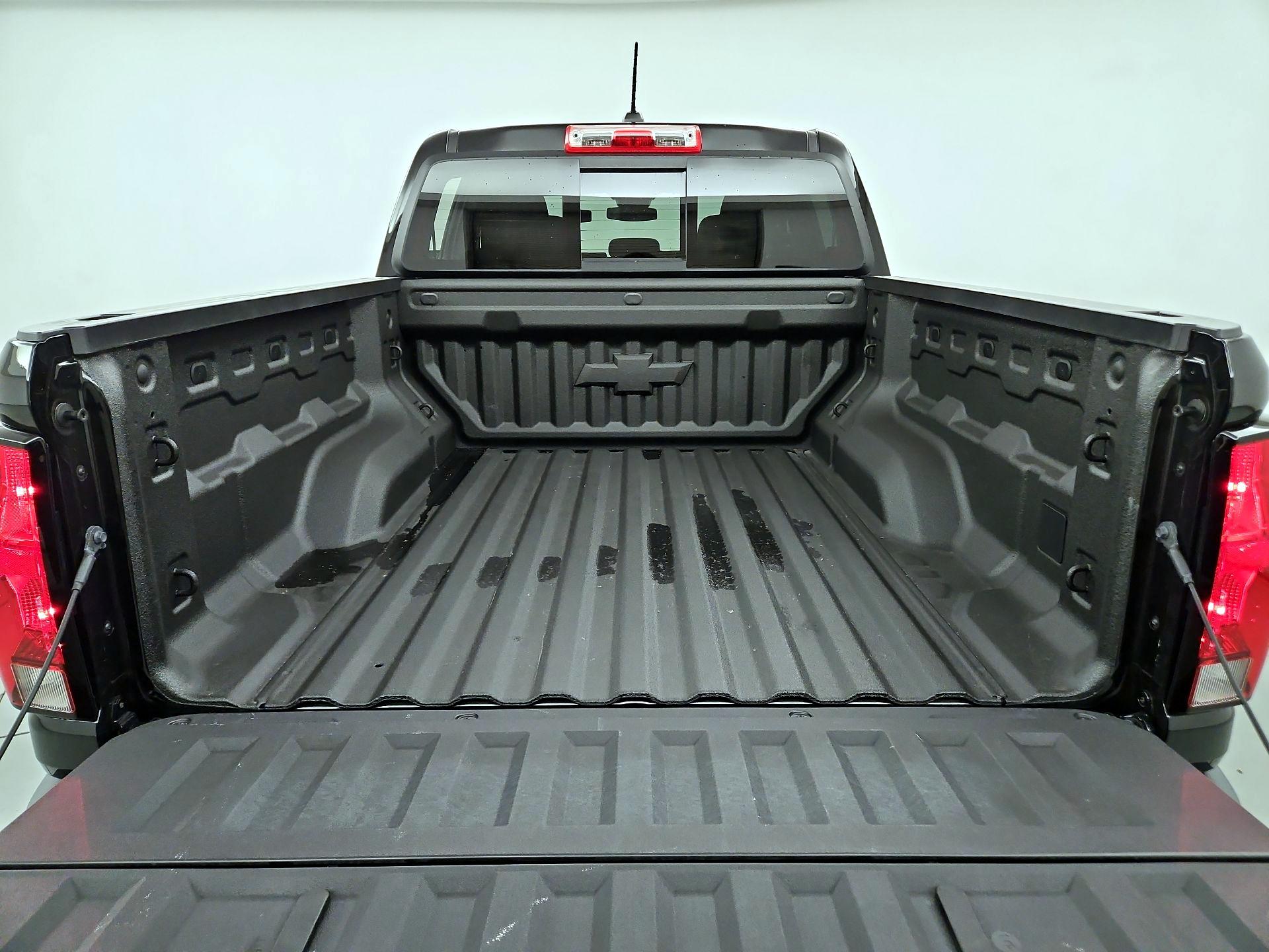 Thumbnail: 2024 Chevrolet Colorado - 20