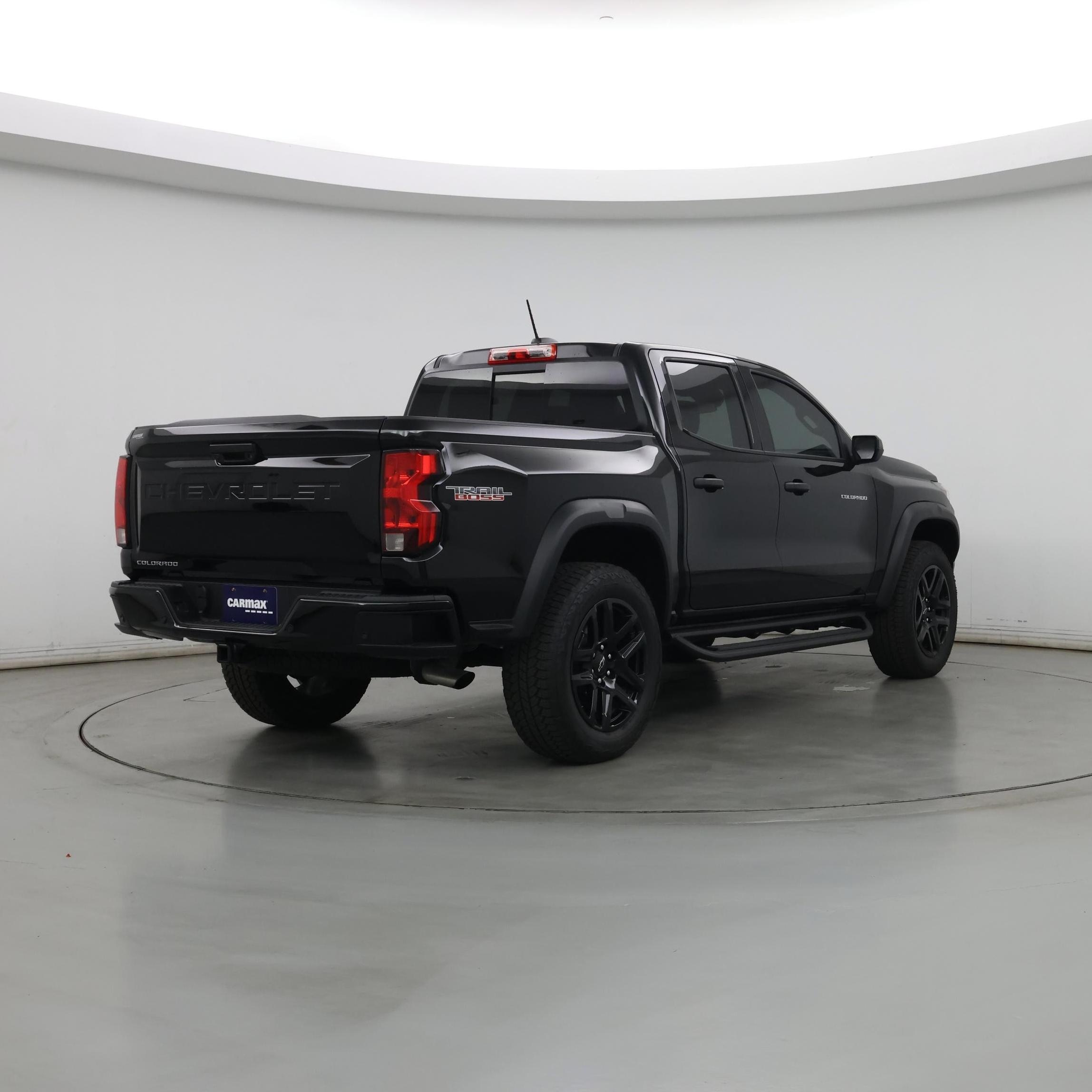 Thumbnail: 2024 Chevrolet Colorado - 8