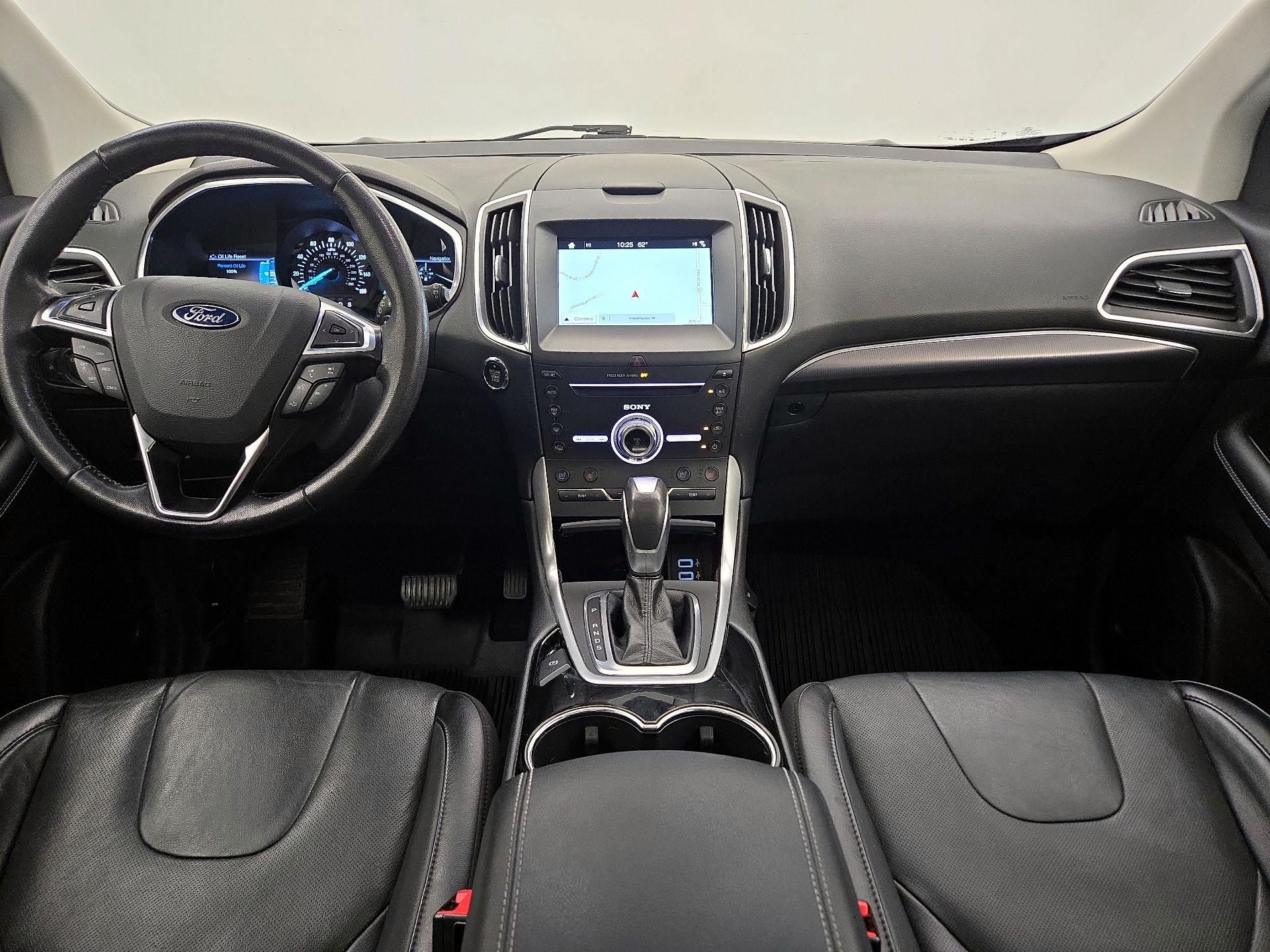 Thumbnail: 2017 Ford Edge - 9