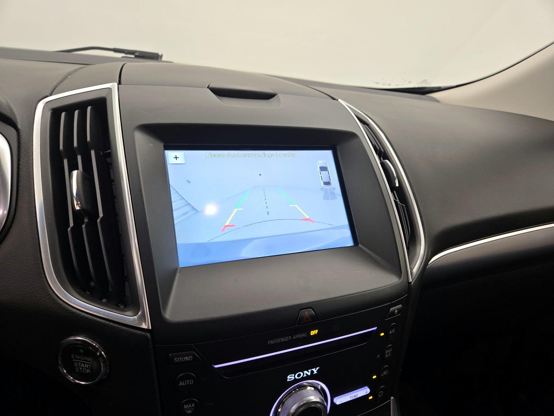 Thumbnail: 2017 Ford Edge - 15