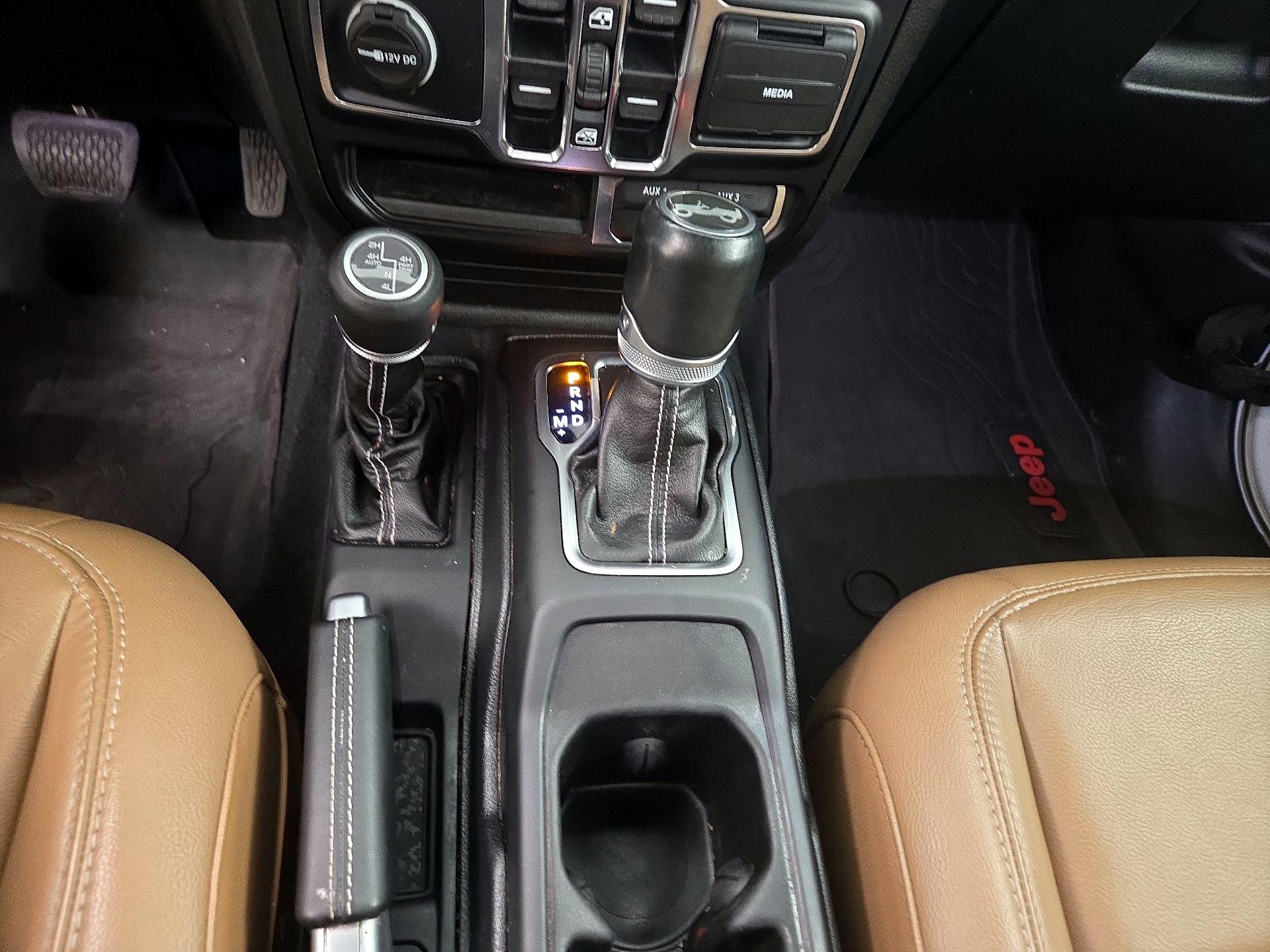 Thumbnail: 2020 Jeep Wrangler - 18