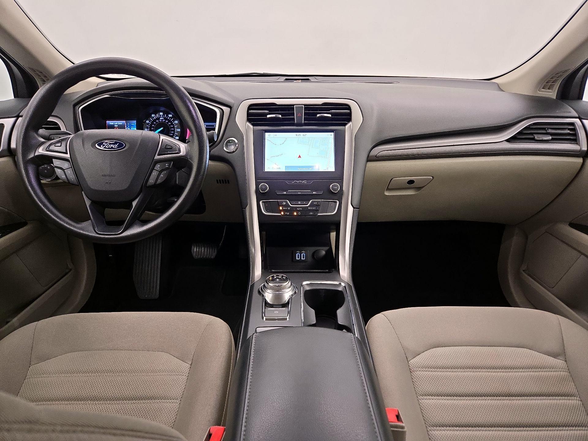 Thumbnail: 2019 Ford Fusion - 9