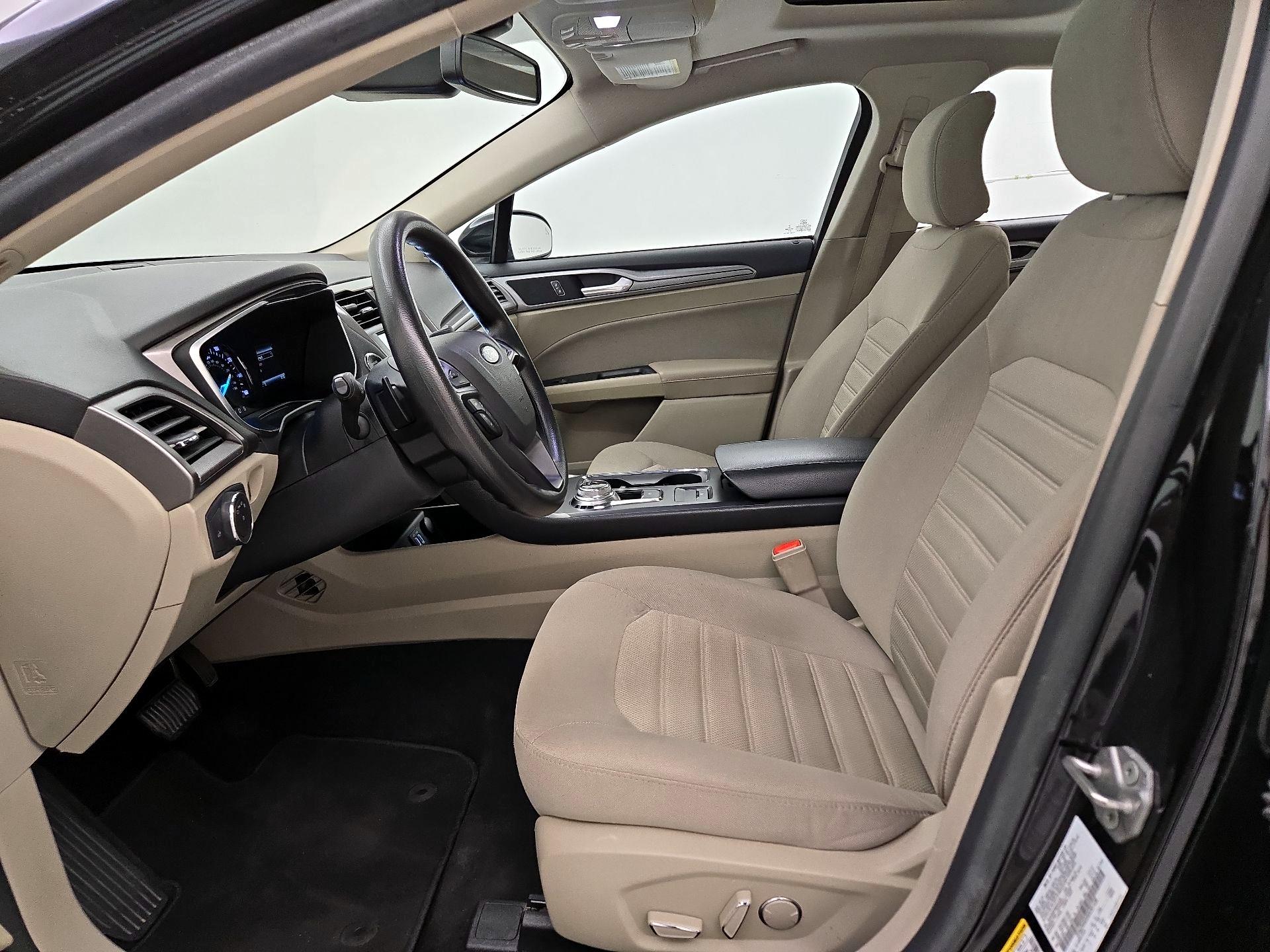 Thumbnail: 2019 Ford Fusion - 11