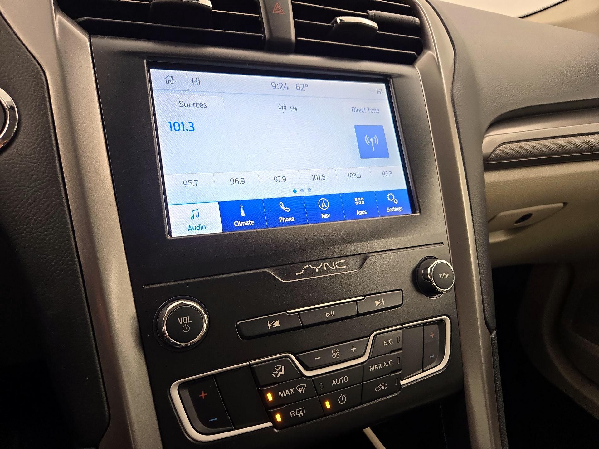 Thumbnail: 2019 Ford Fusion - 16