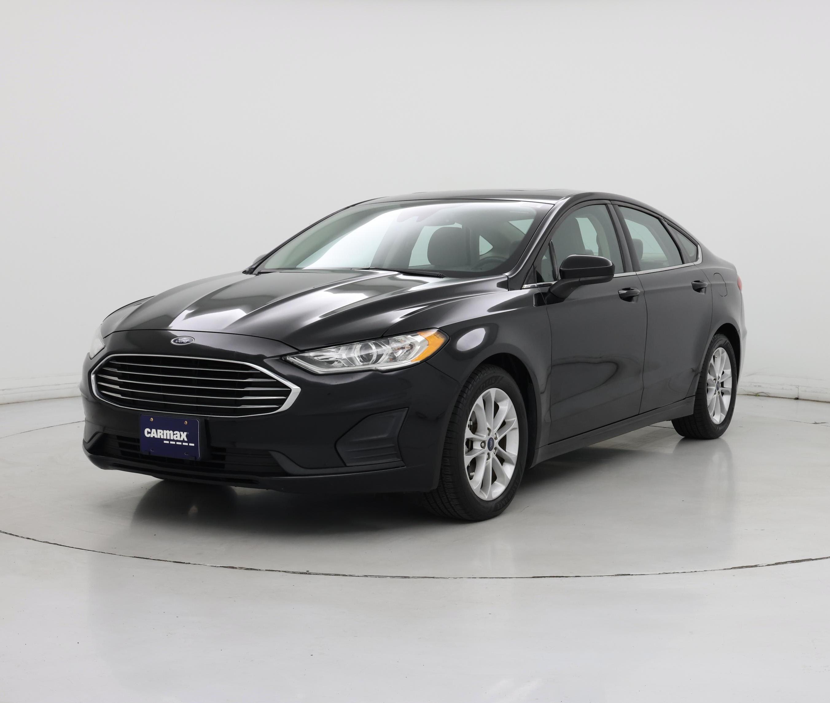 Thumbnail: 2019 Ford Fusion - 4