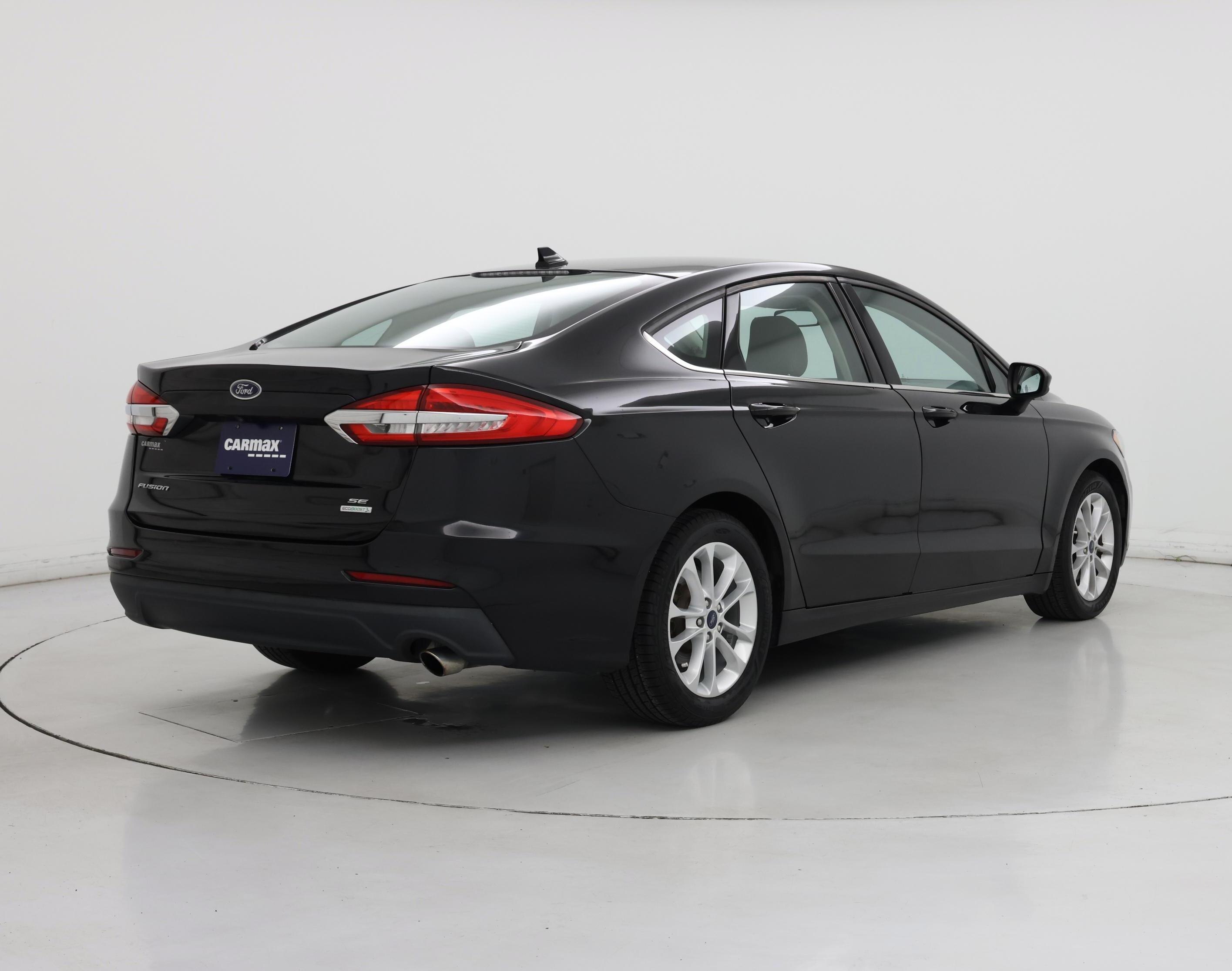 Thumbnail: 2019 Ford Fusion - 8