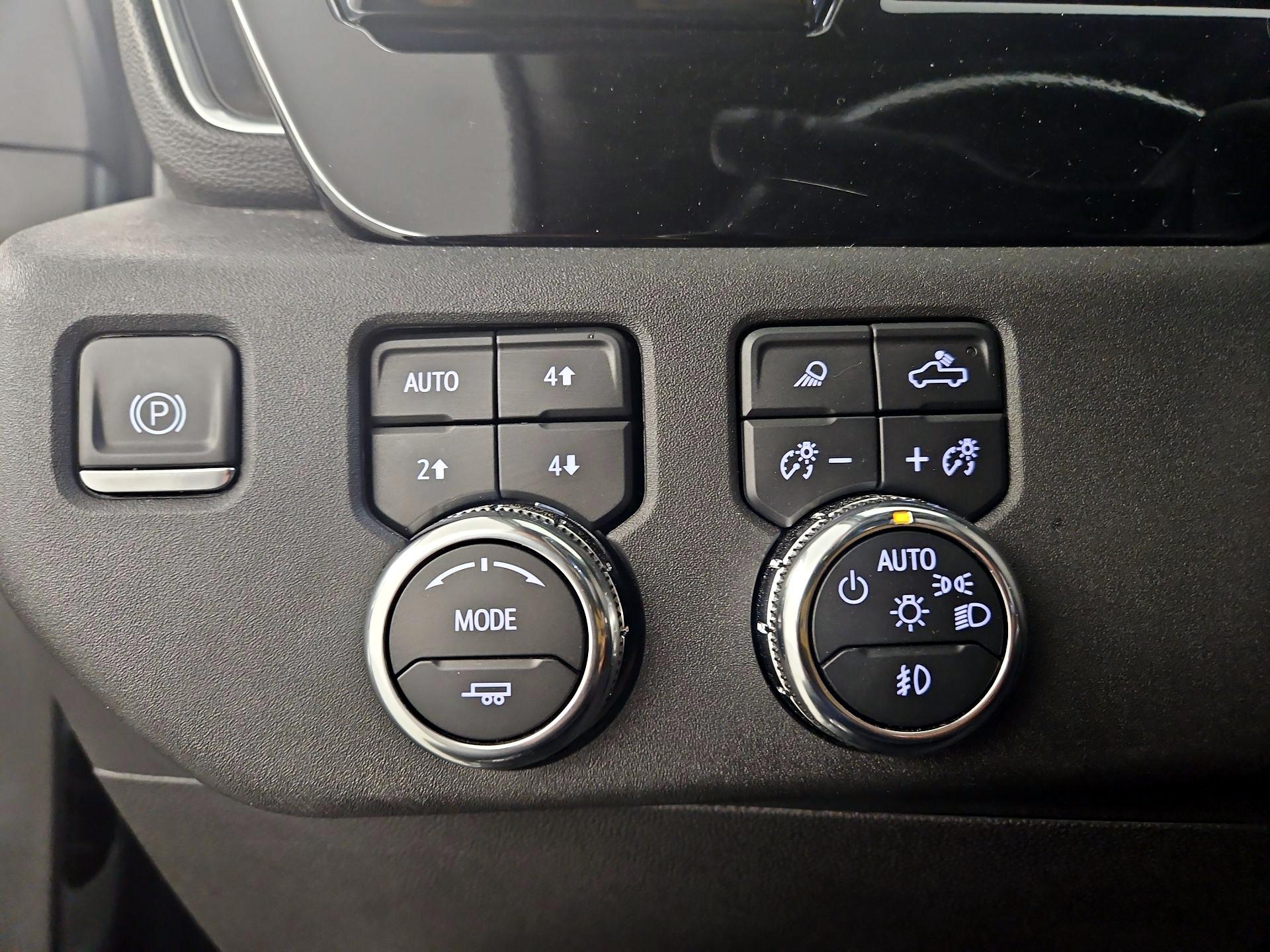 Thumbnail: 2024 GMC Sierra 2500 - 13