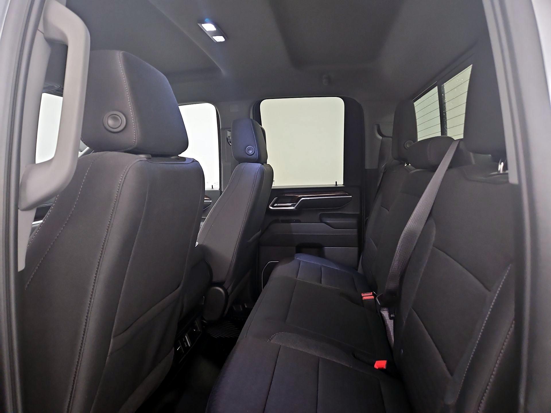 Thumbnail: 2024 GMC Sierra 2500 - 19