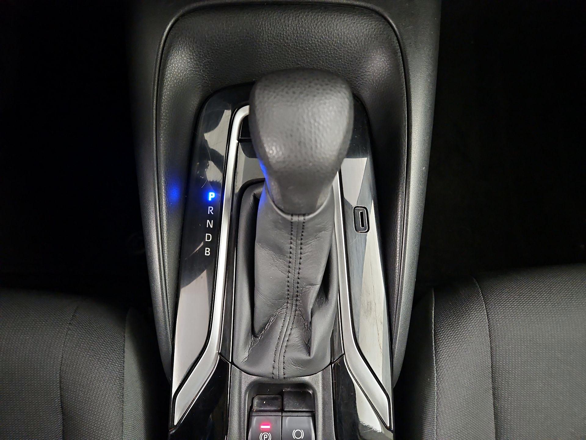 Thumbnail: 2021 Toyota Corolla - 17