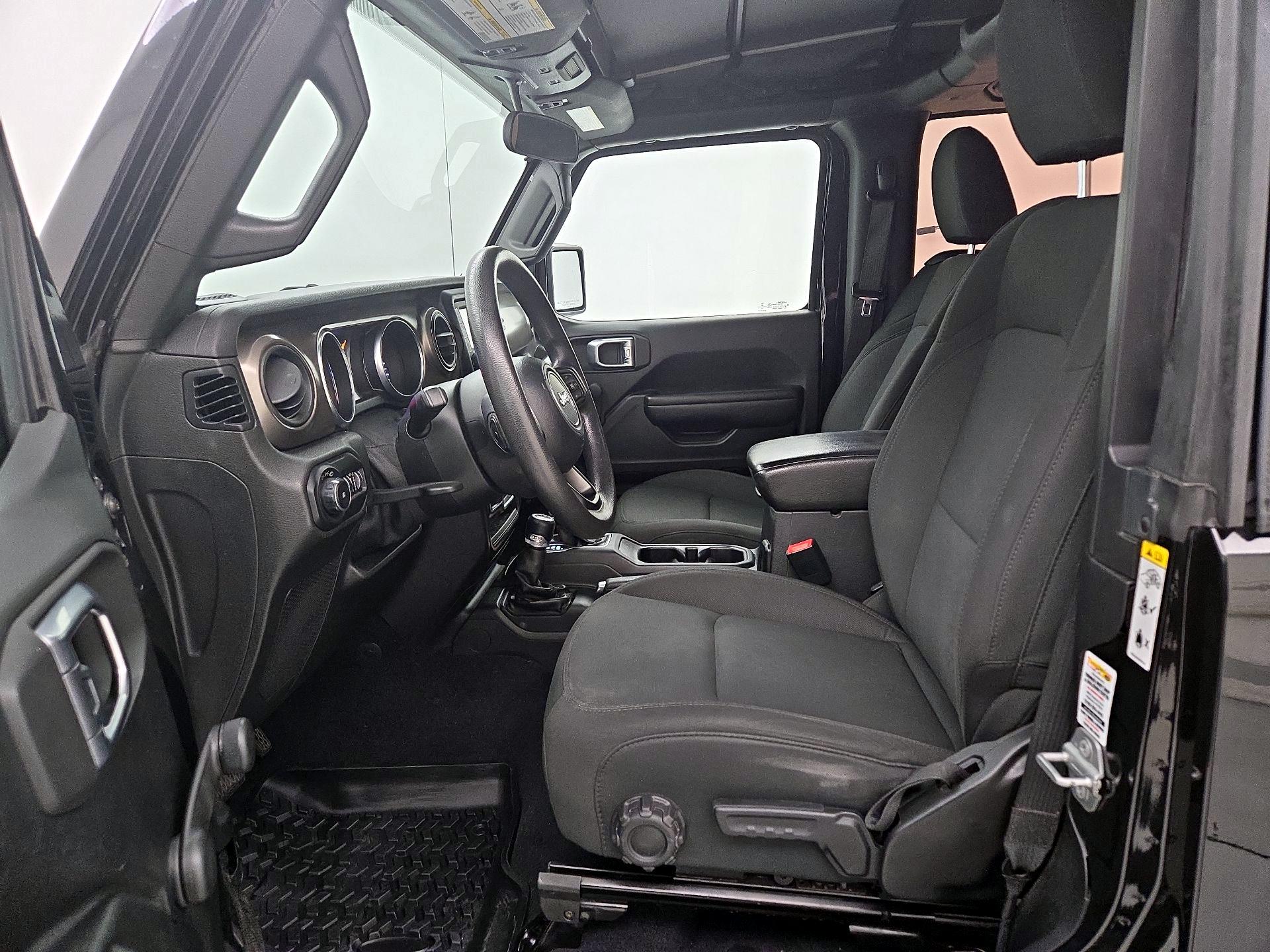 Thumbnail: 2018 Jeep Wrangler - 11