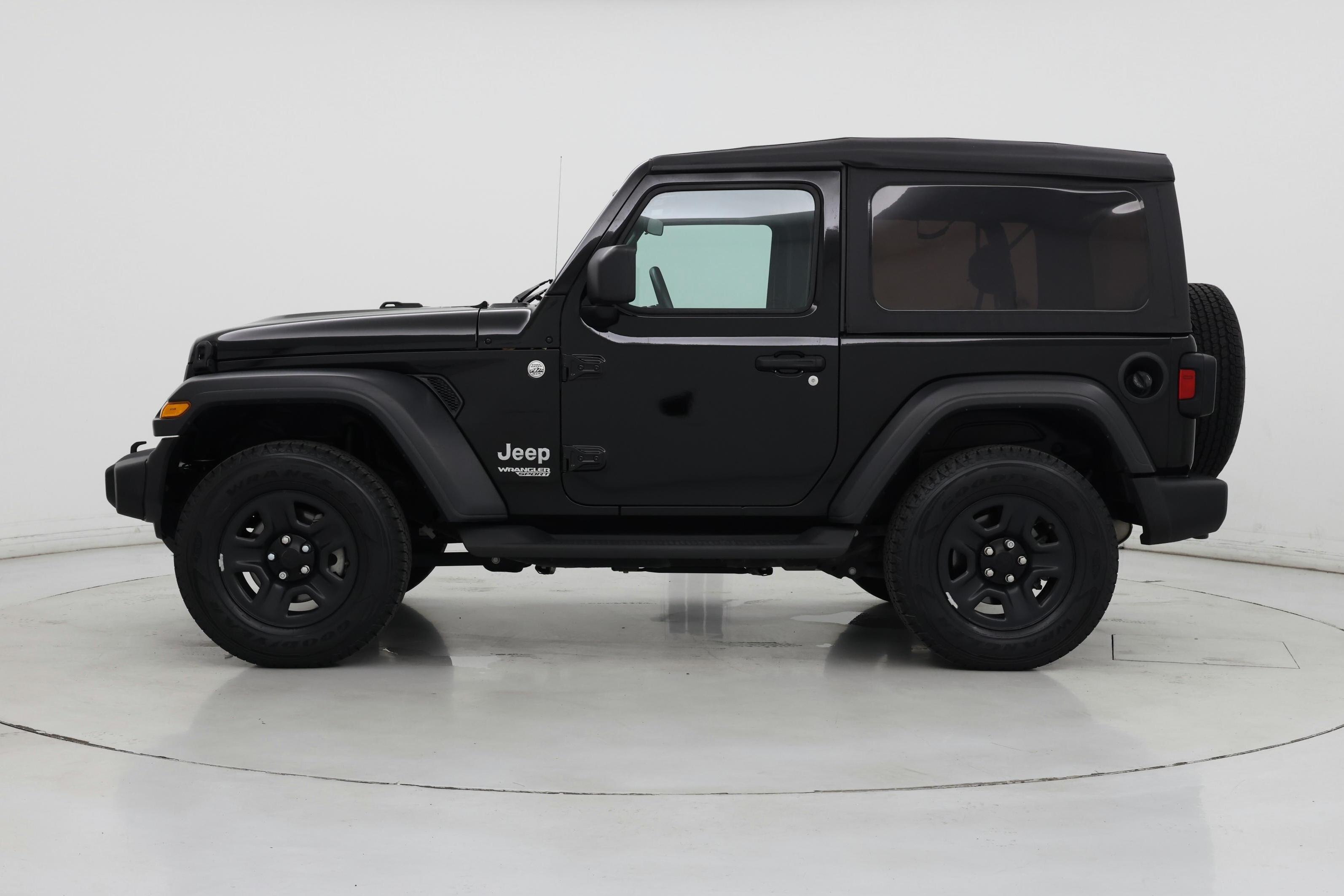 Thumbnail: 2018 Jeep Wrangler - 3