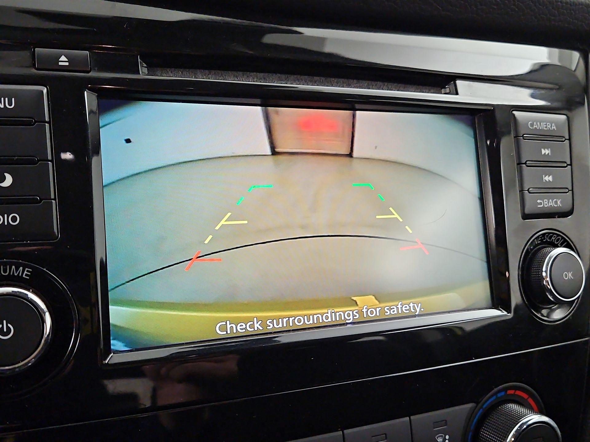 Thumbnail: 2021 Nissan Rogue Sport - 14