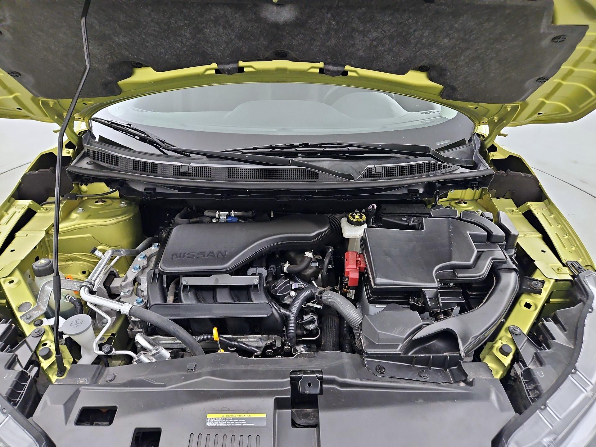 Thumbnail: 2021 Nissan Rogue Sport - 20