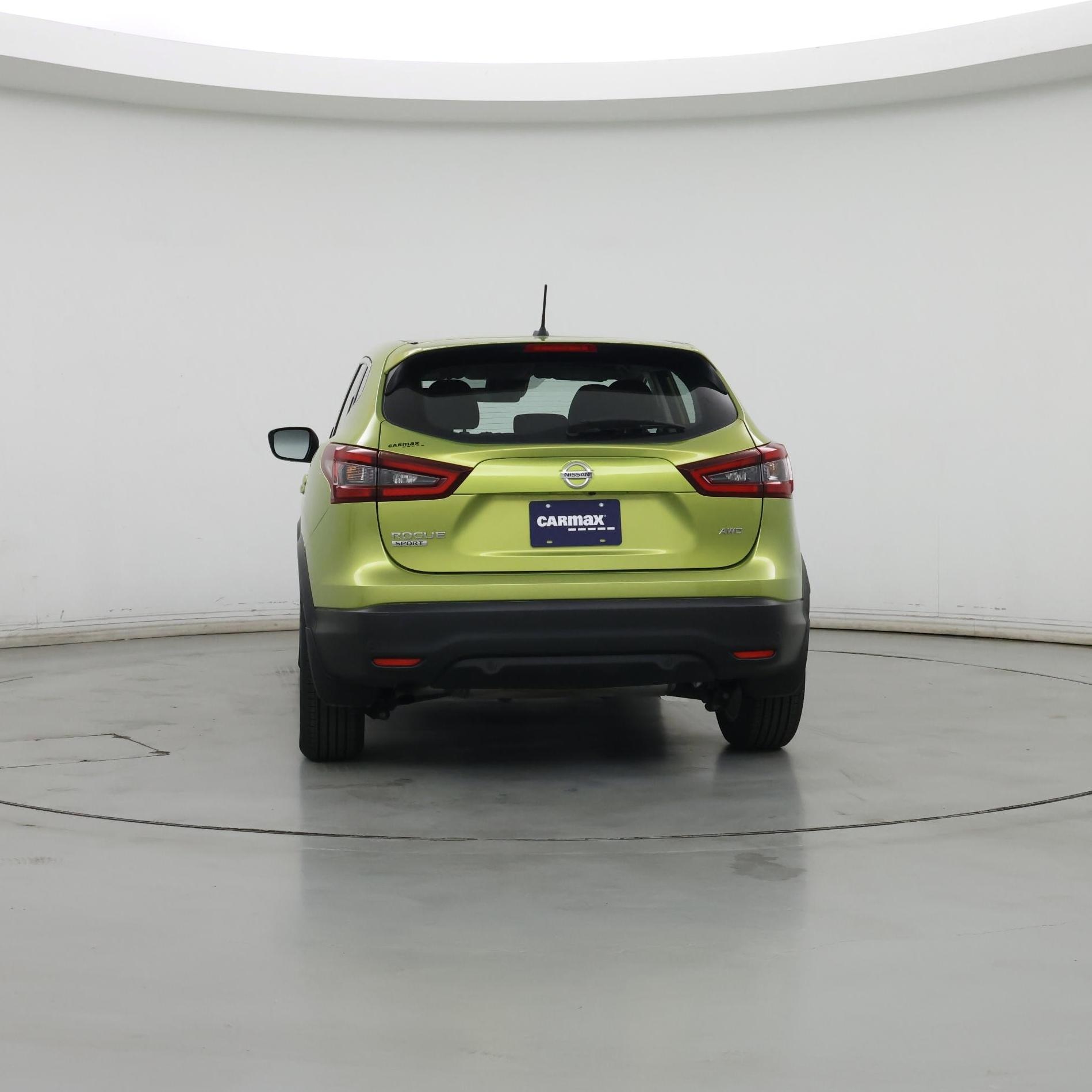 Thumbnail: 2021 Nissan Rogue Sport - 6