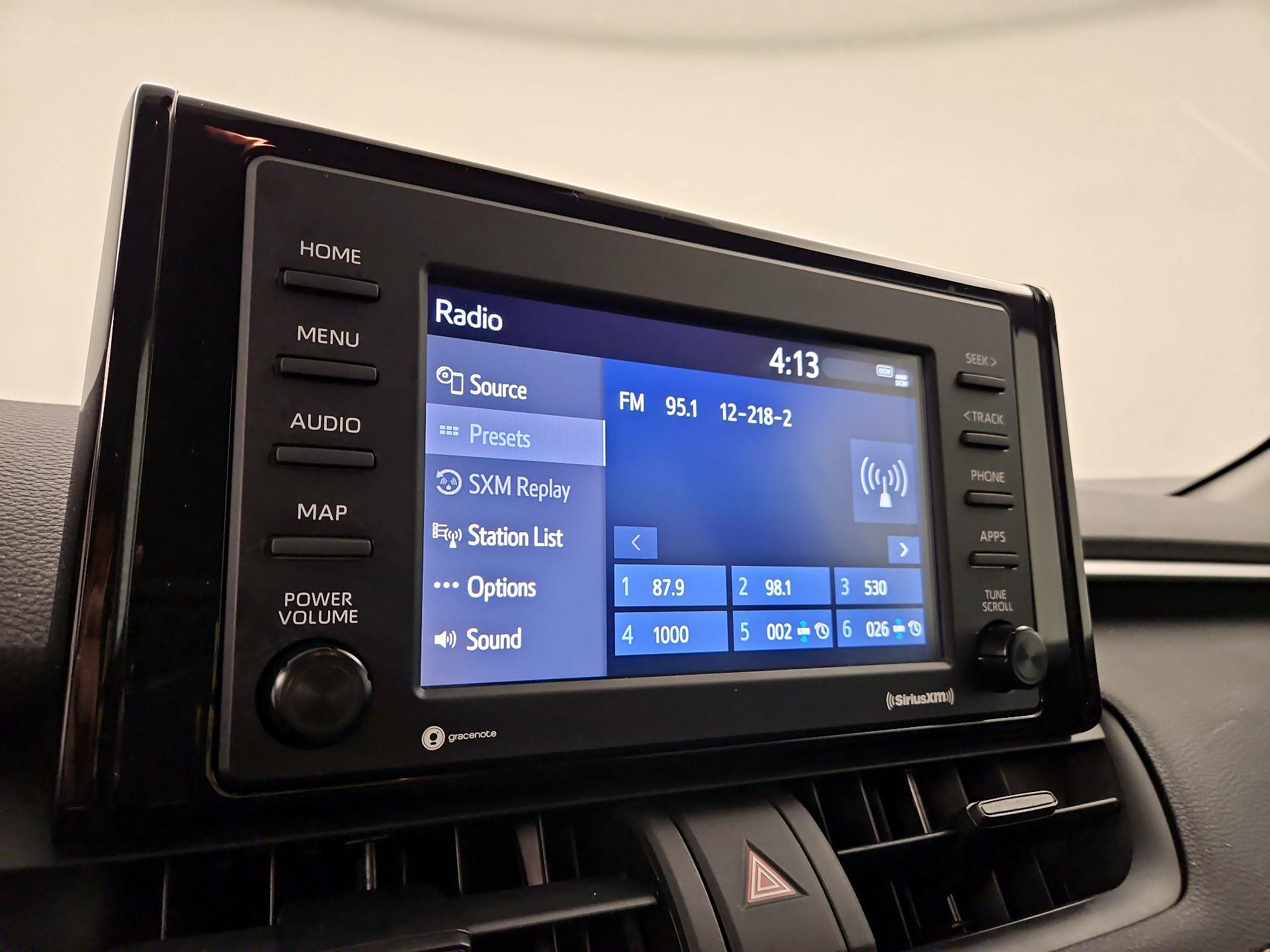 Thumbnail: 2020 Toyota RAV4 - 15