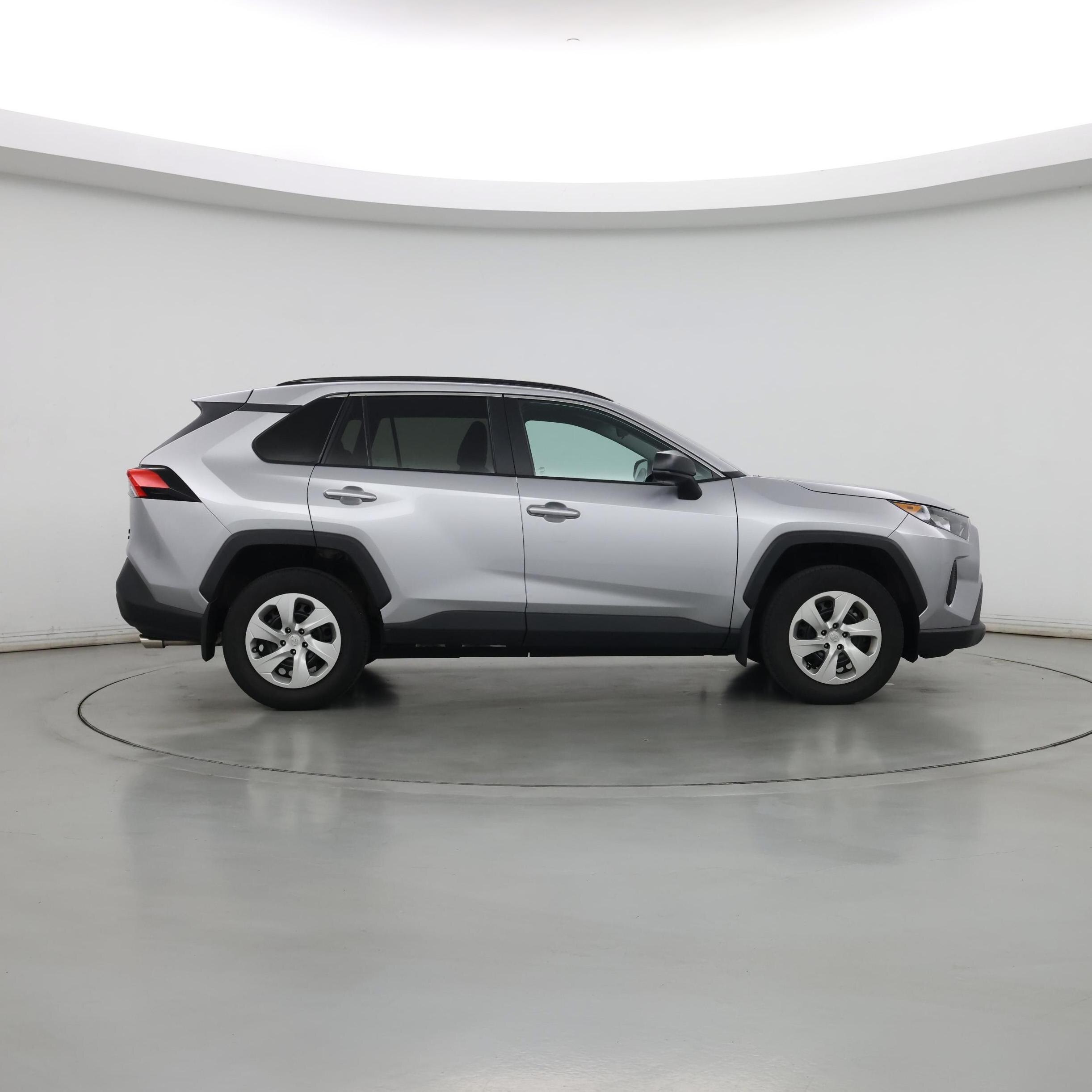 Thumbnail: 2020 Toyota RAV4 - 7
