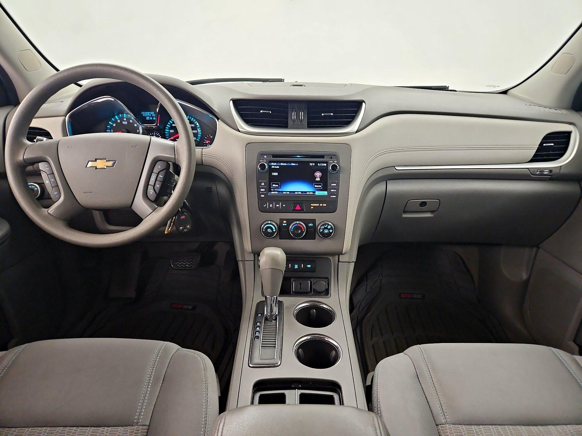 Thumbnail: 2017 Chevrolet Traverse - 9