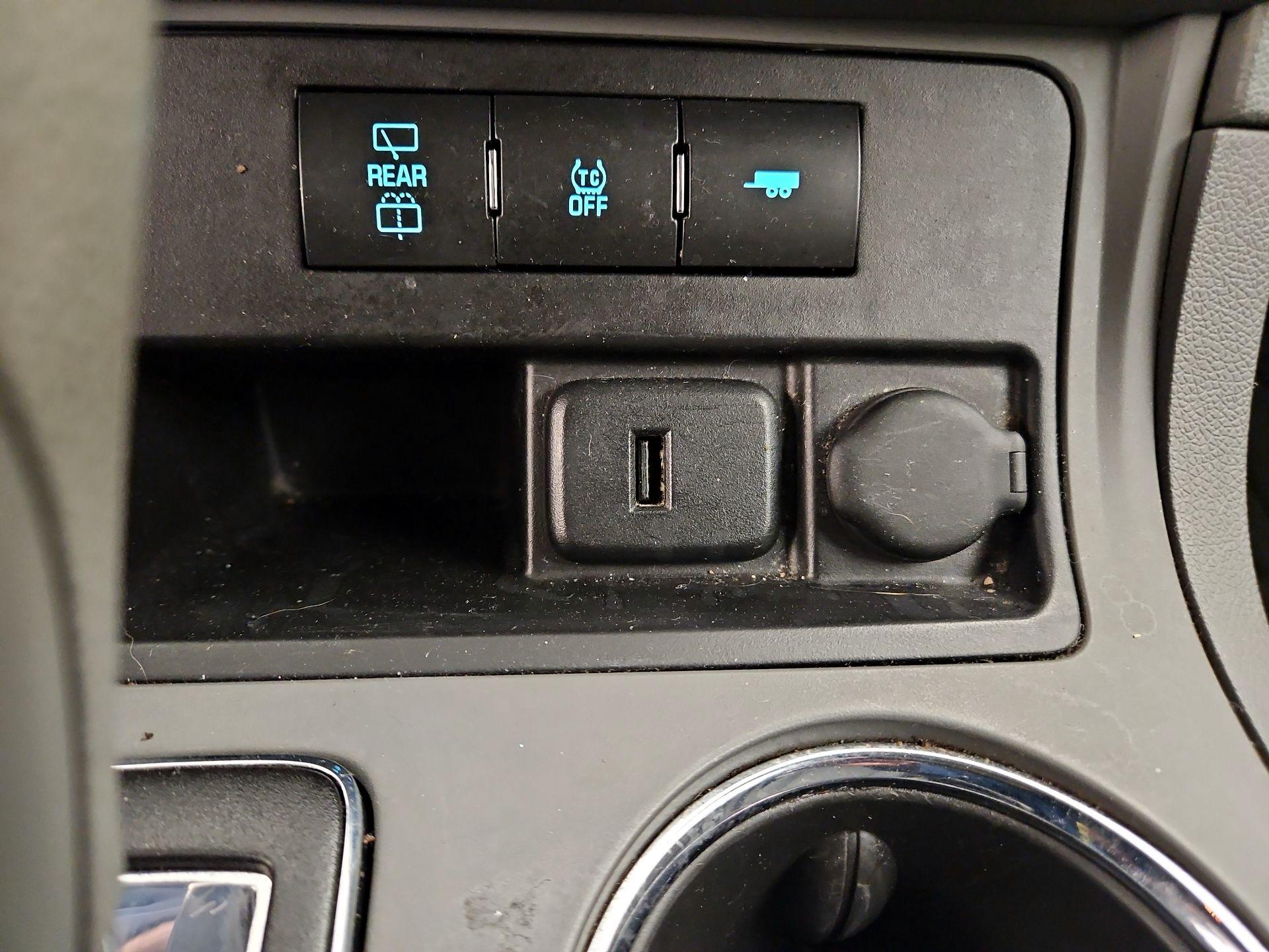 Thumbnail: 2017 Chevrolet Traverse - 18