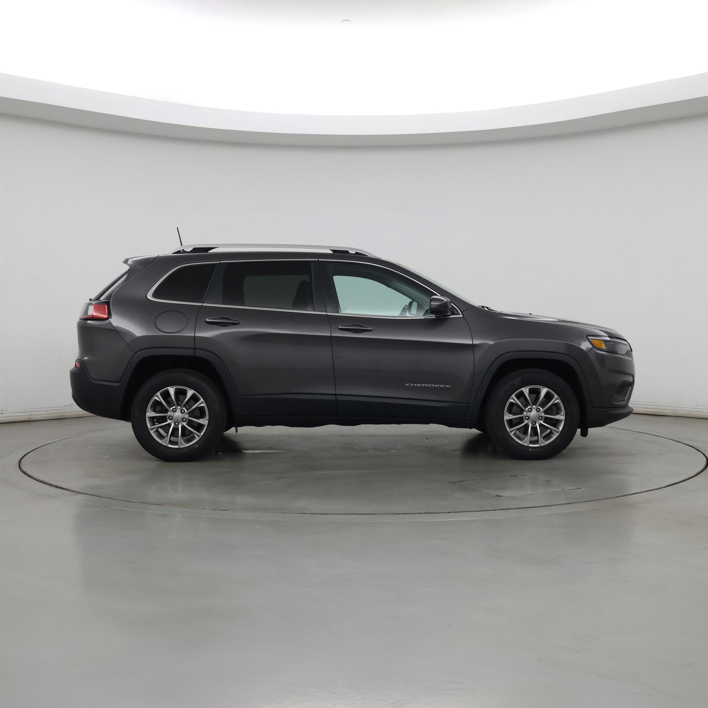 Thumbnail: 2019 Jeep Cherokee - 7