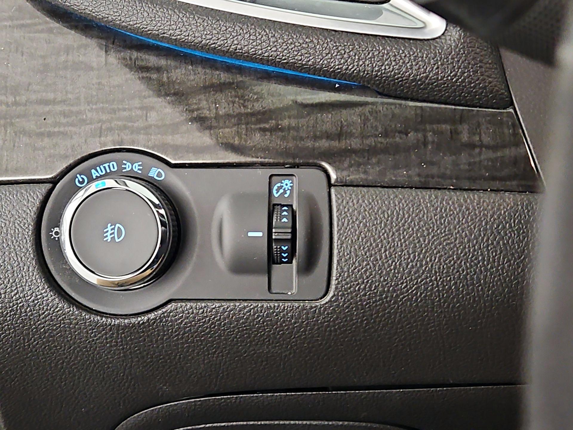 Thumbnail: 2016 Buick Encore - 13