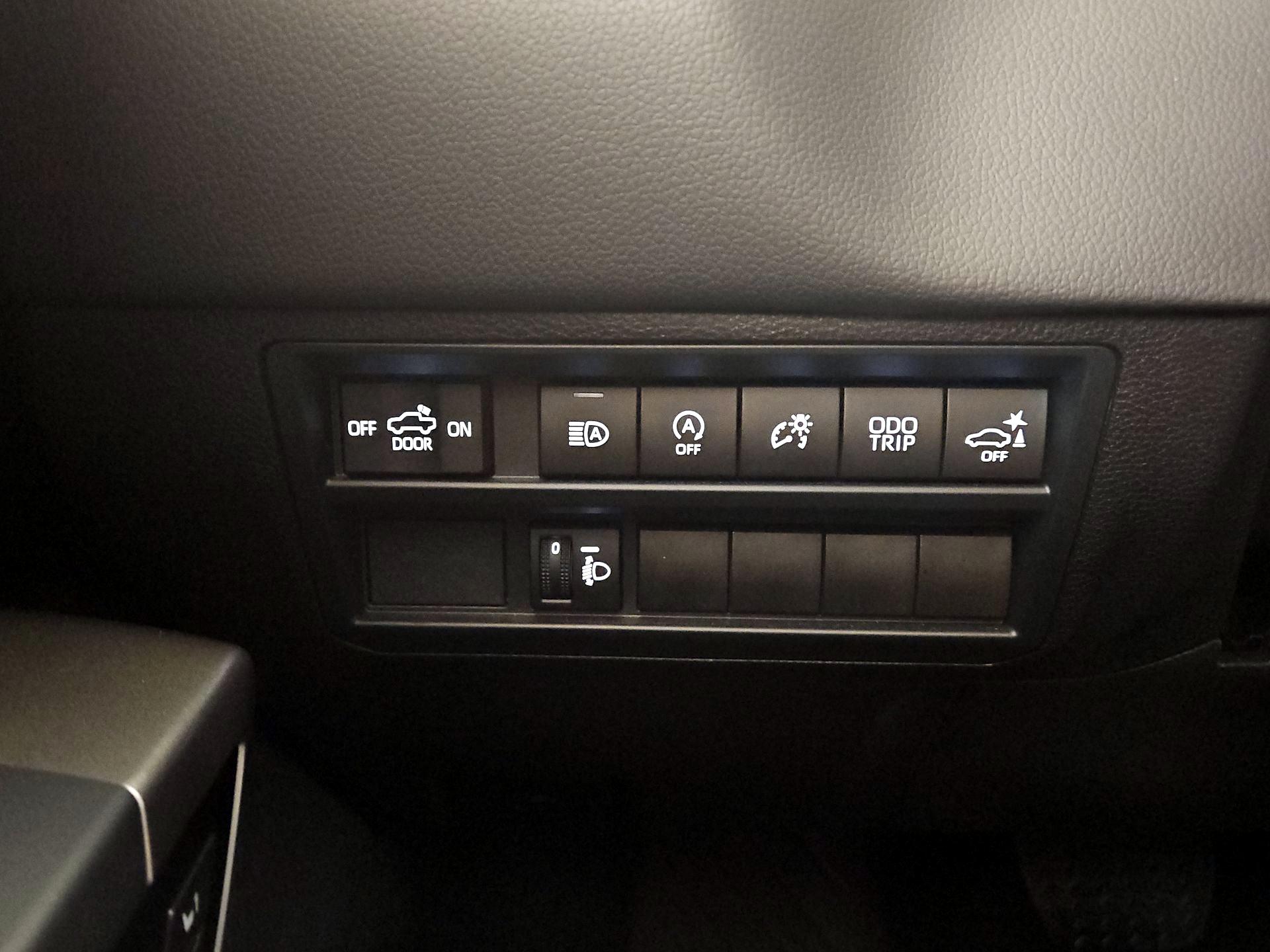 Thumbnail: 2025 Toyota Tundra - 13