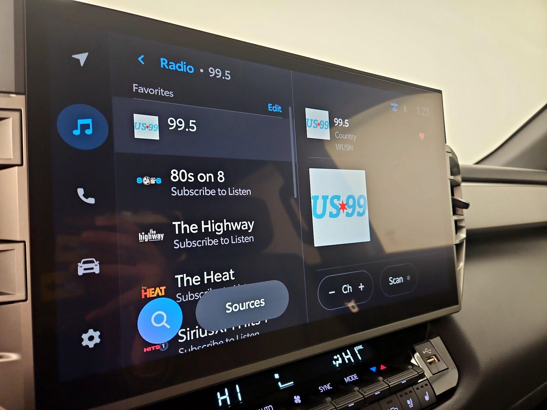 Thumbnail: 2025 Toyota Tundra - 16